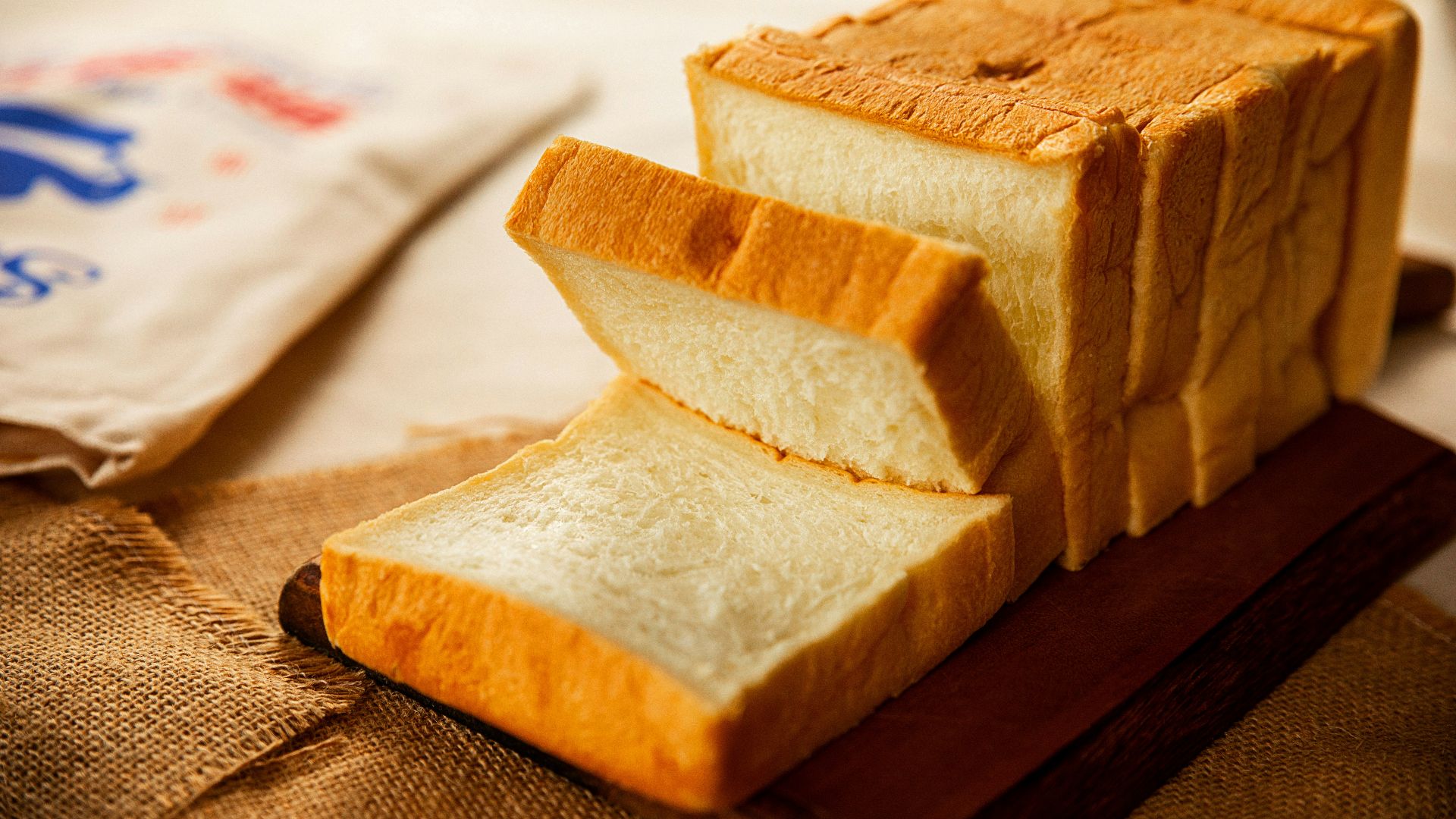 8. Pain de mie blanc