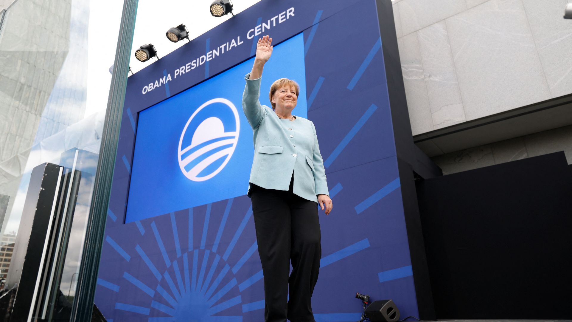 Angela Merkel reçoit un accueil chaleureux