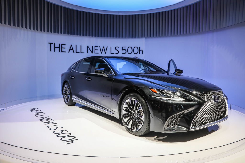 Lexus LS