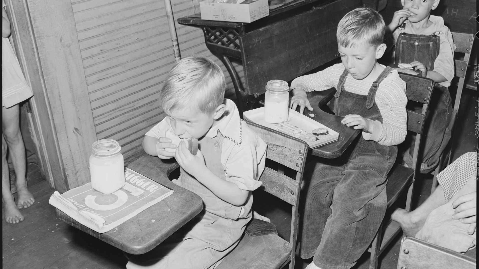 20 plats de la cantine d’antan qui laisseraient les enfants d’aujourd’hui perplexes