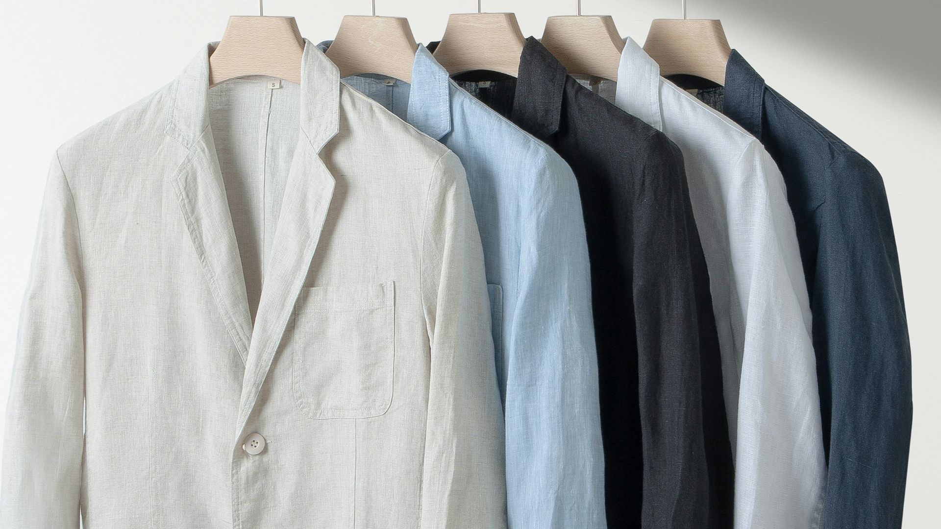 10. Des blazers posés sur vos épaules