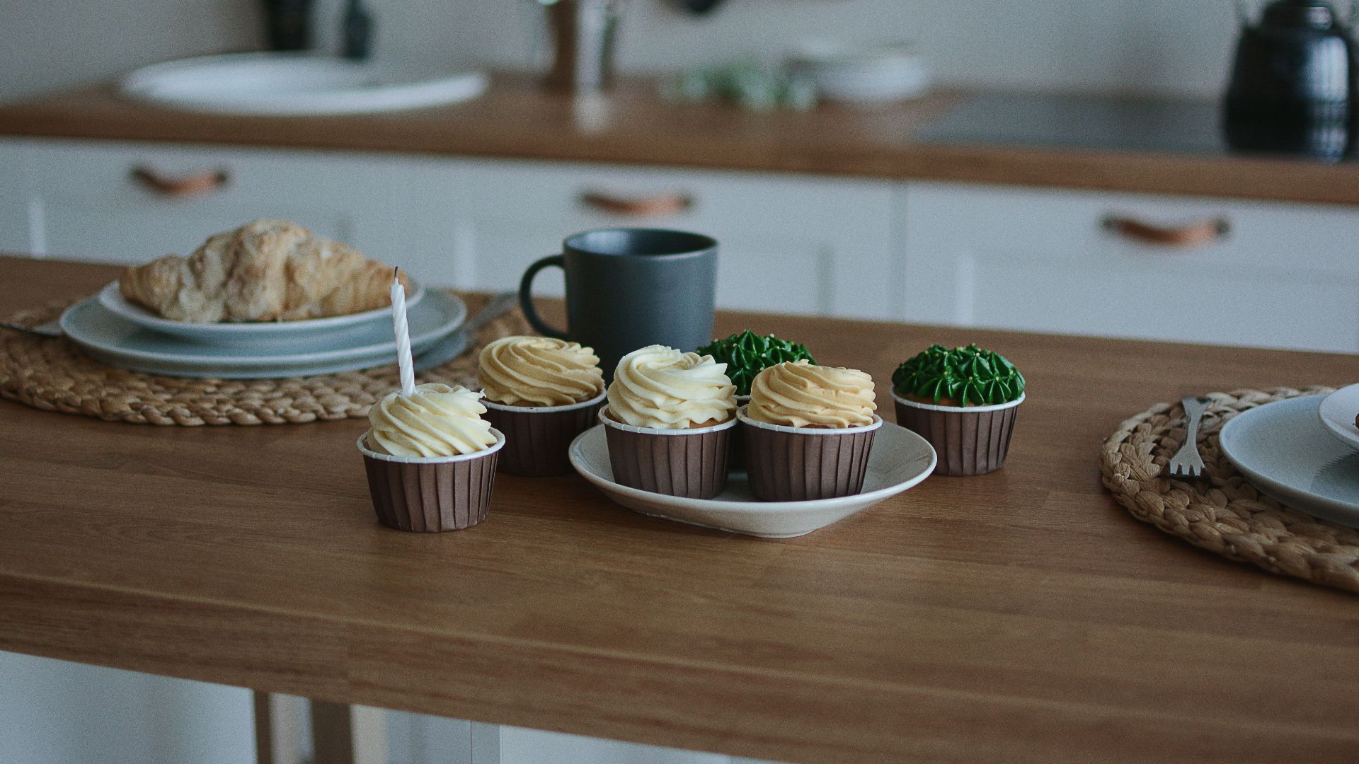 1. Laisser des friandises sur le plan de travail