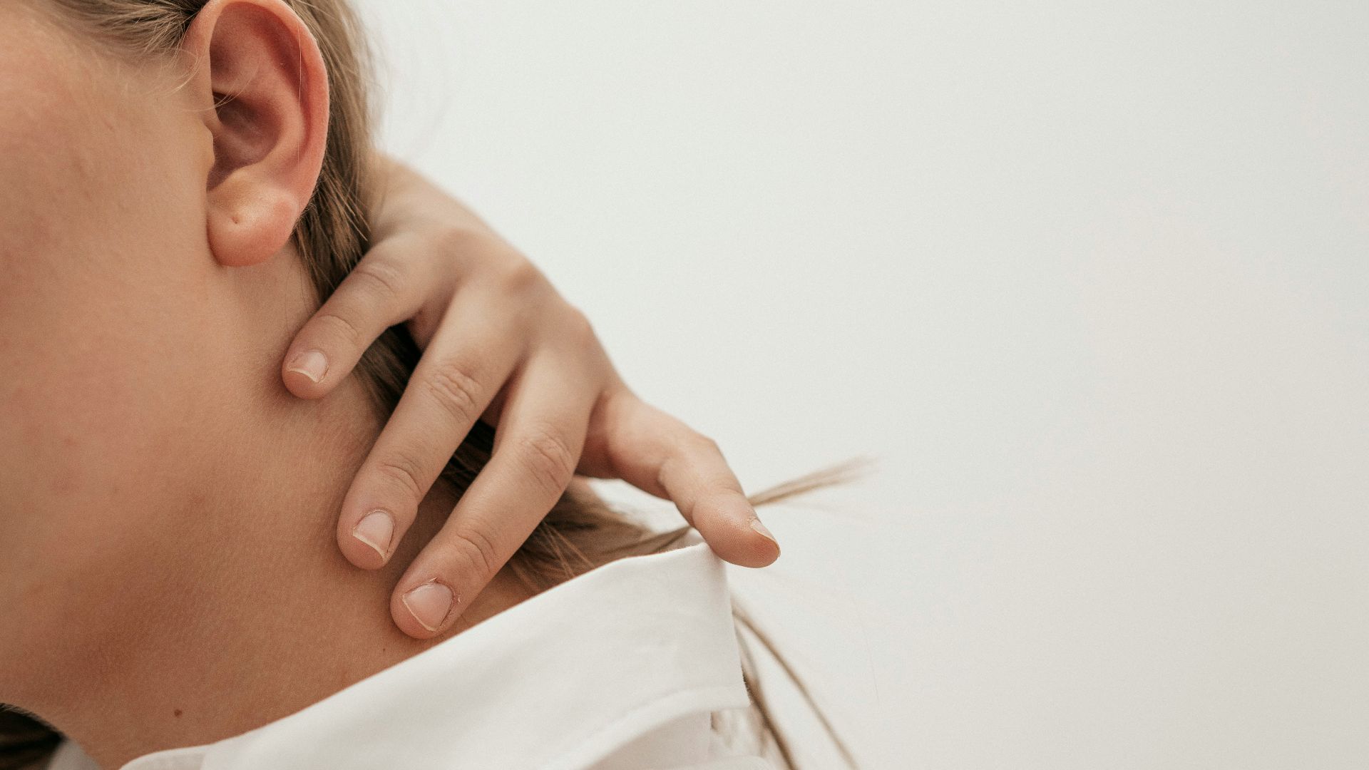 11. Il transmet rapidement les signaux de douleur