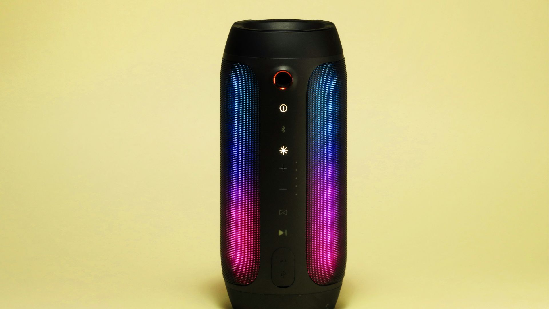 14. Enceinte Bluetooth