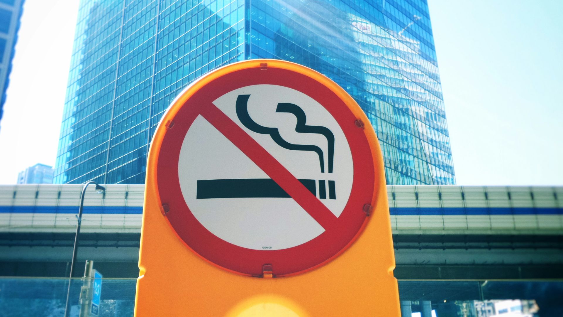 12. Espaces fumeurs publics