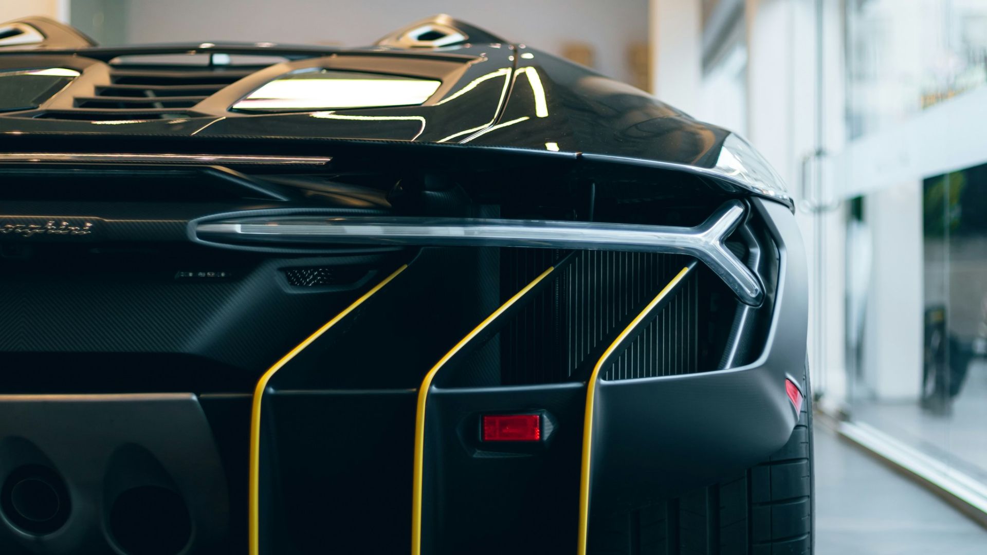 13. Lamborghini Centenario : un héritage célébré