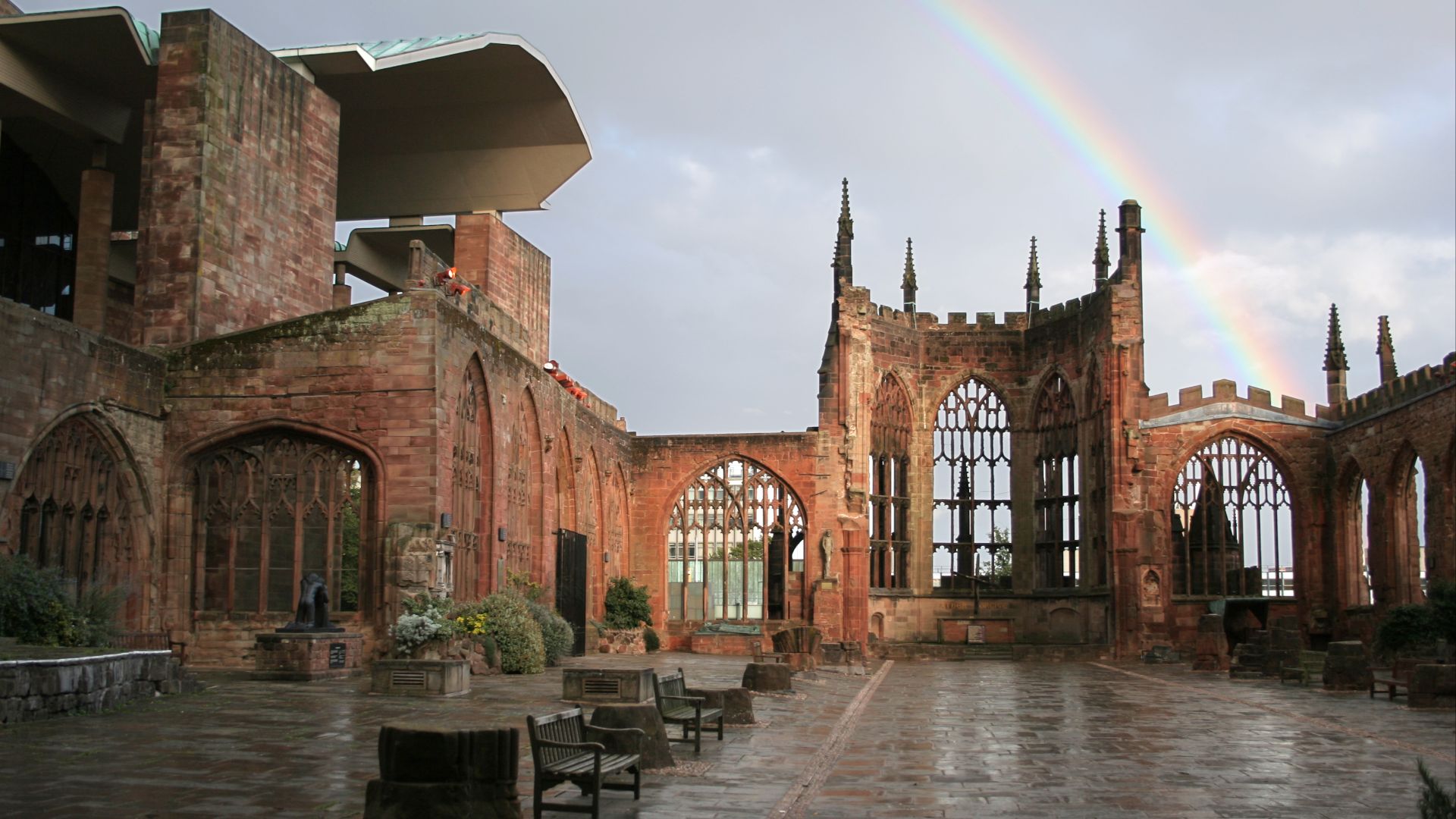 8. Cathédrale de Coventry, Angleterre