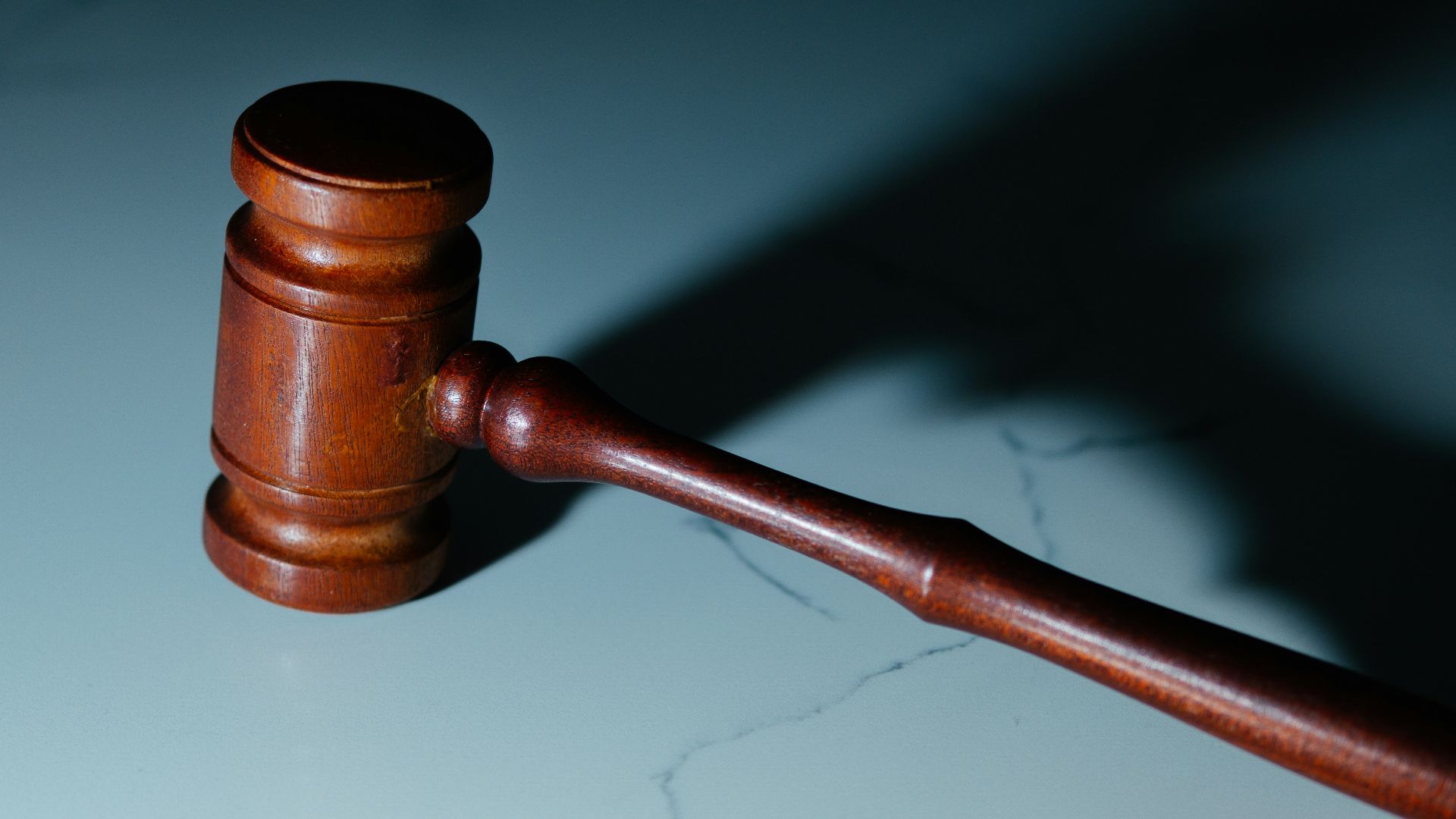 12. Le droit anglais du divorce favorisait les maris