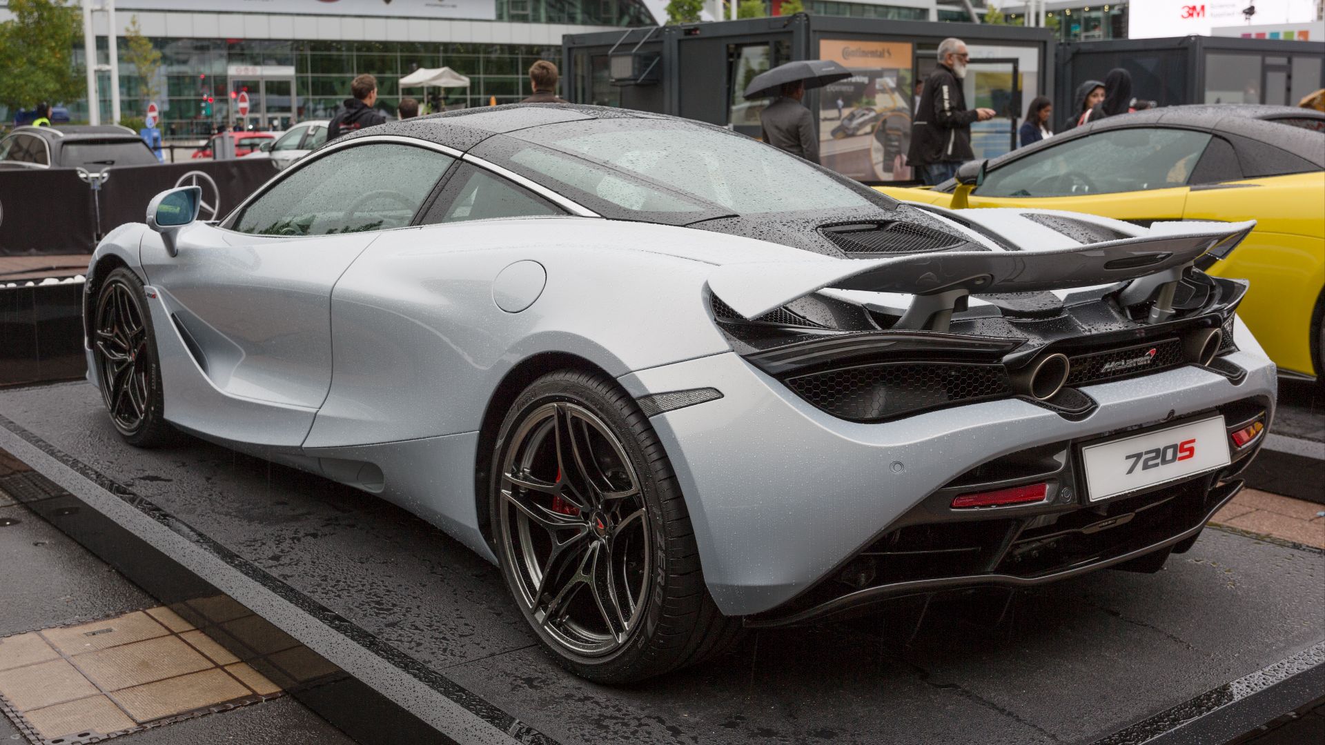 20. McLaren 720S