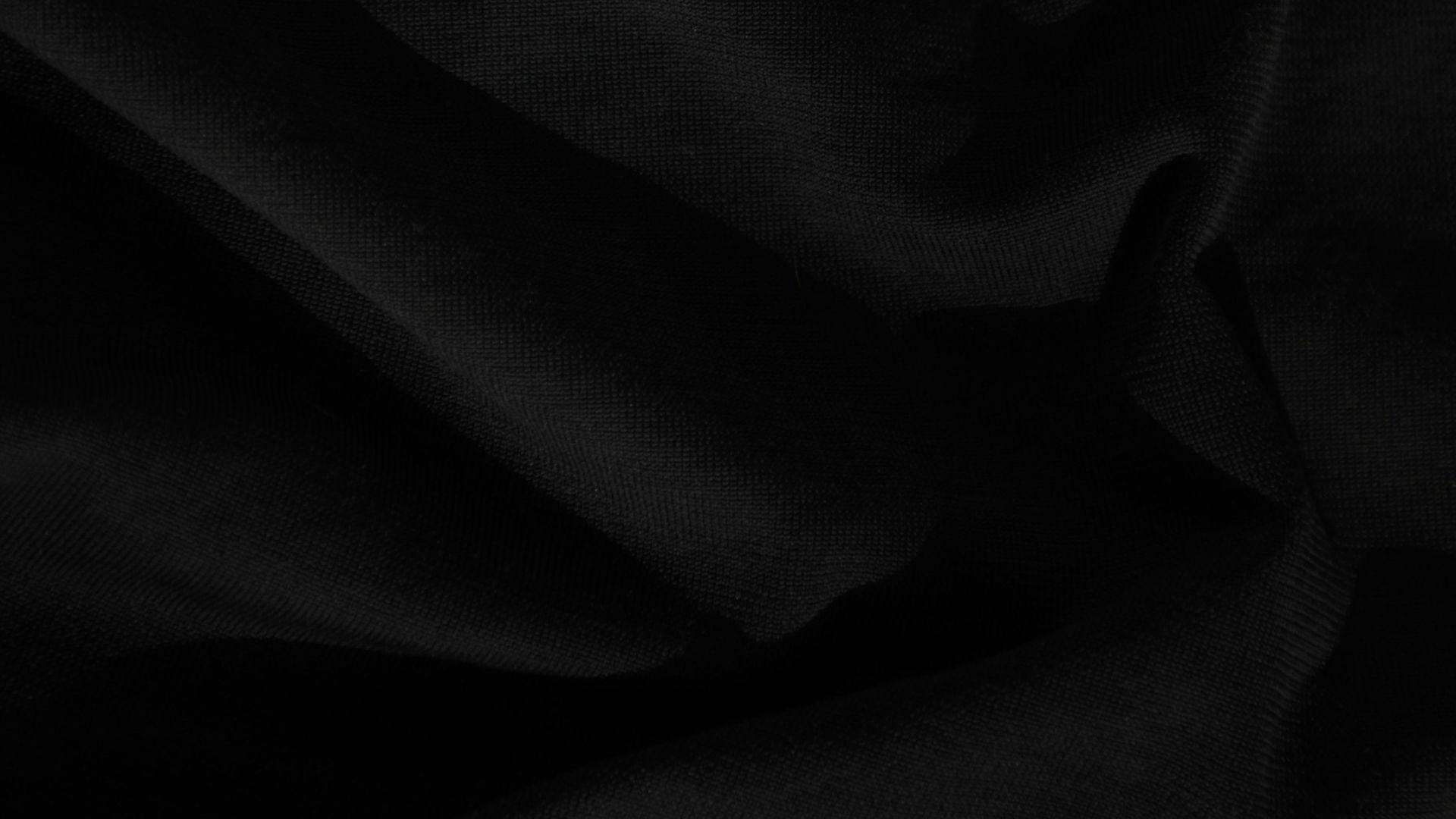 11. Les murs d'accent noir mat renforcent votre confiance et votre concentration