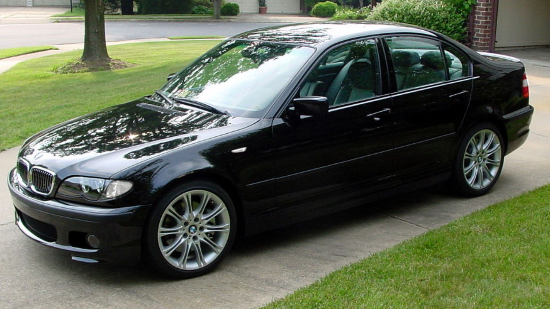 1. BMW E46 330i