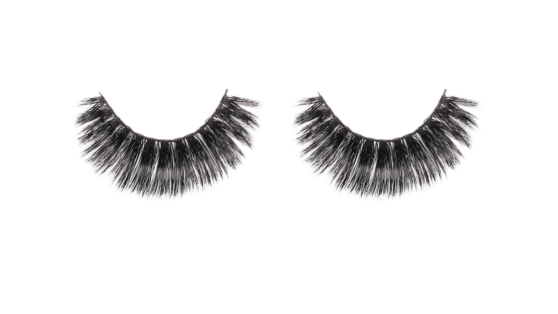 9. Vous vous sentez nue sans faux cils ou sans maquillage intense