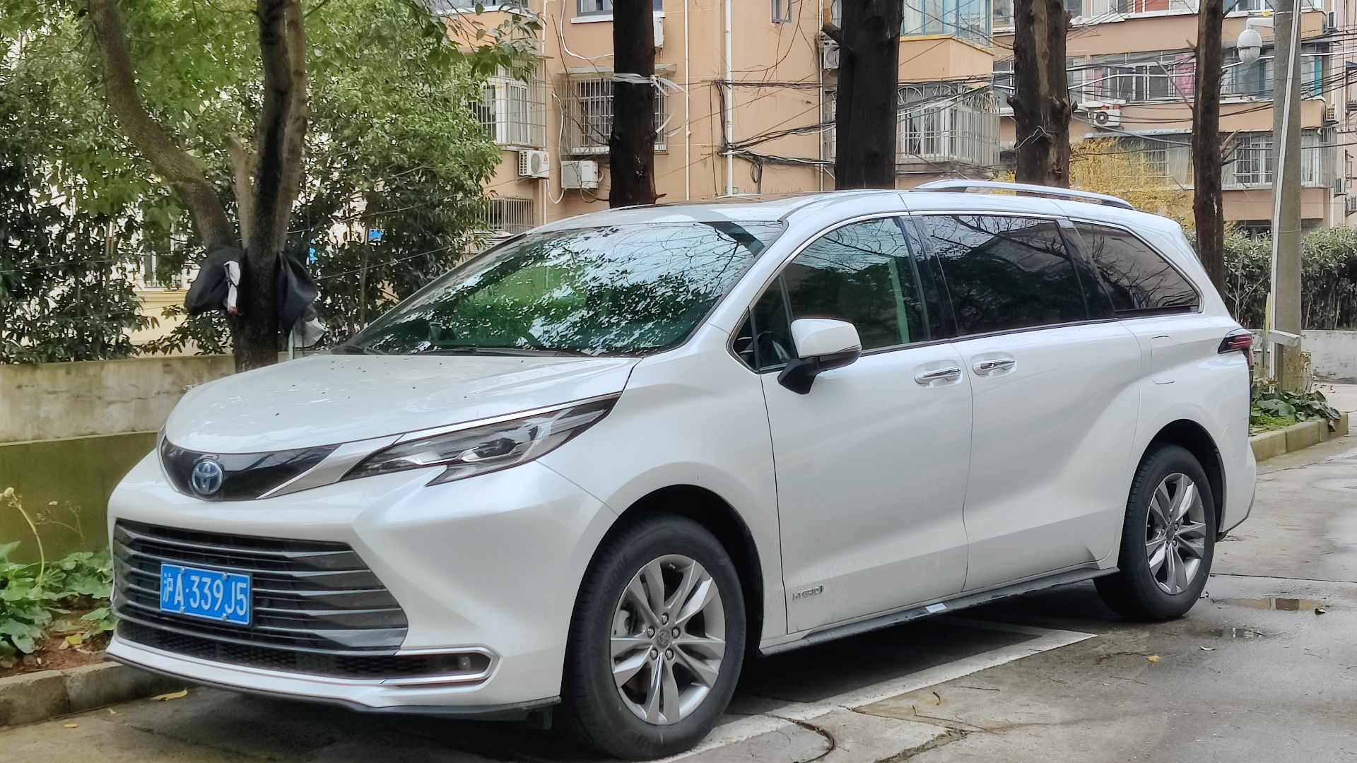 18. Toyota Sienna