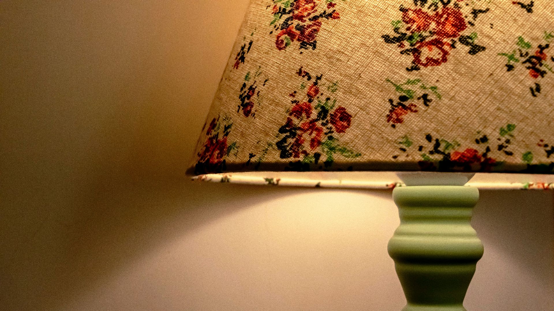 13. Lampes de table à abat-jour en tissu