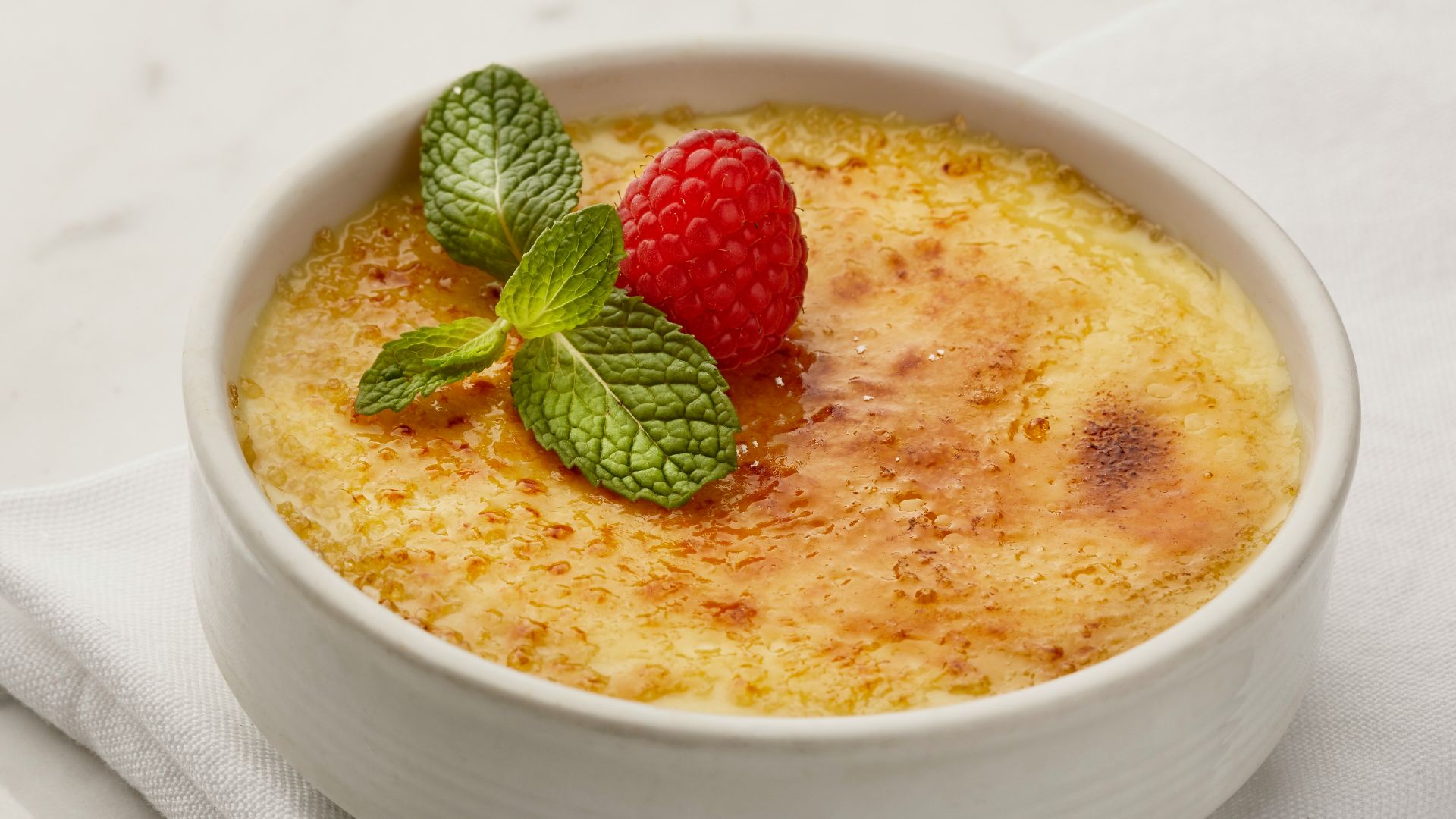 18. Crème brûlée française