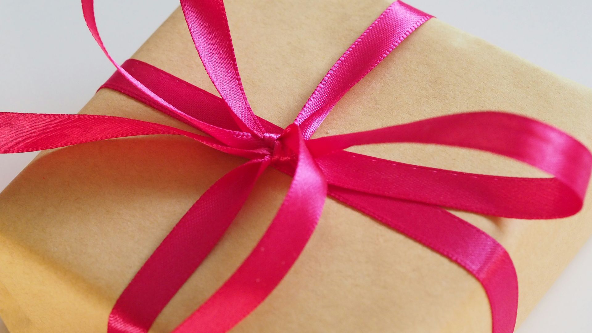 4. Conserver les chutes de papier cadeau