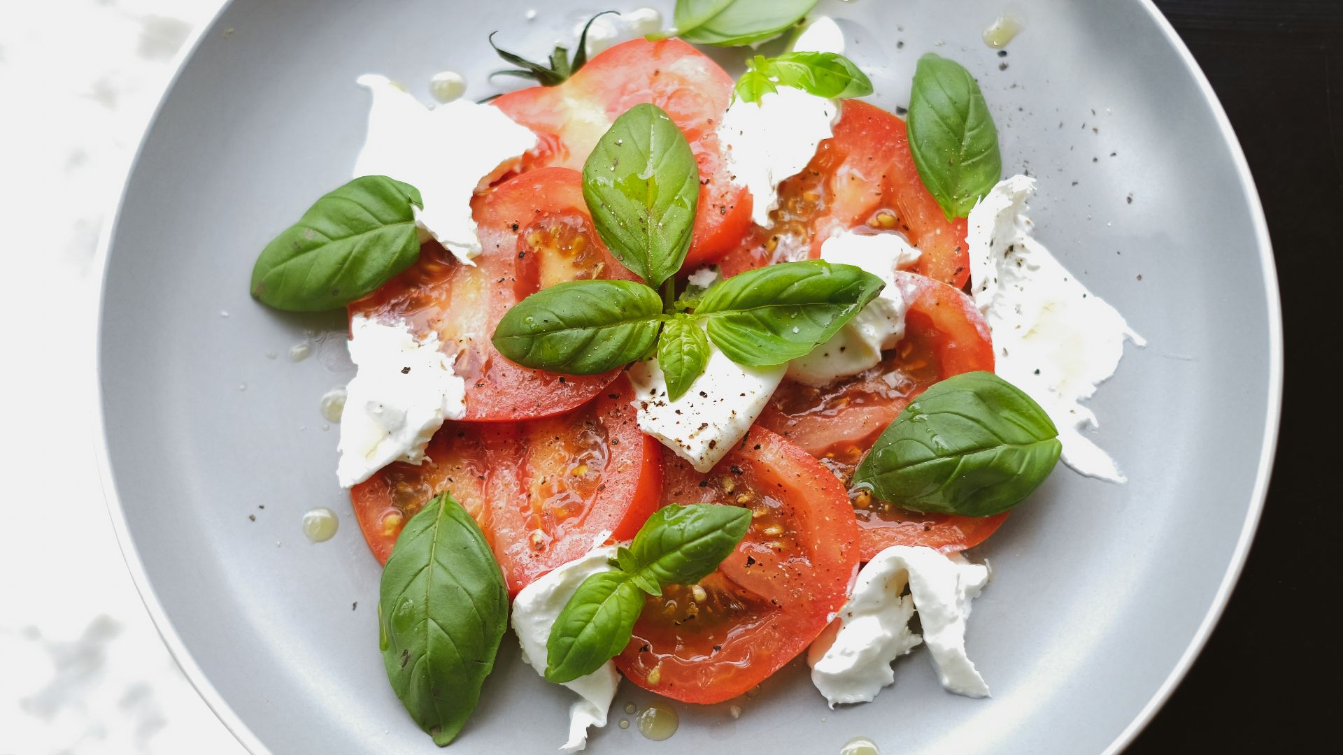 16. Salade caprese