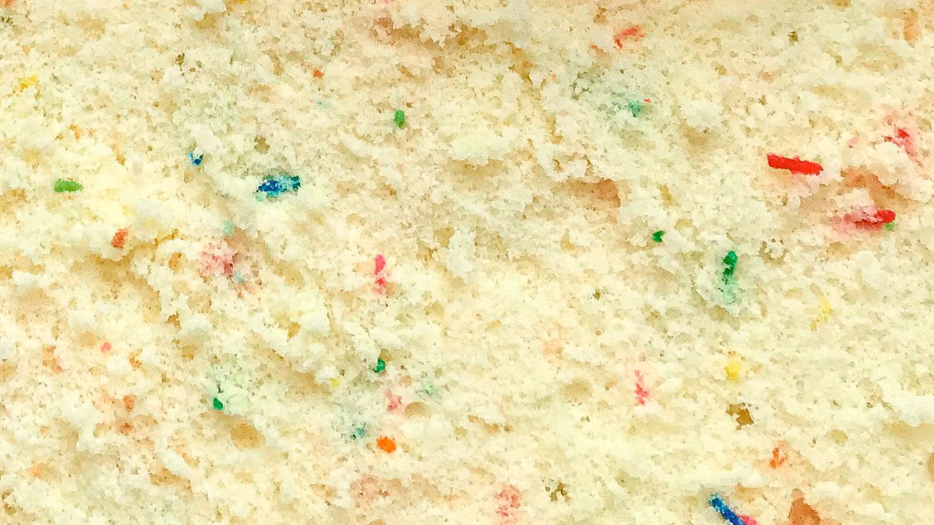 8. Gâteau « Funfetti » cuit sur une plaque