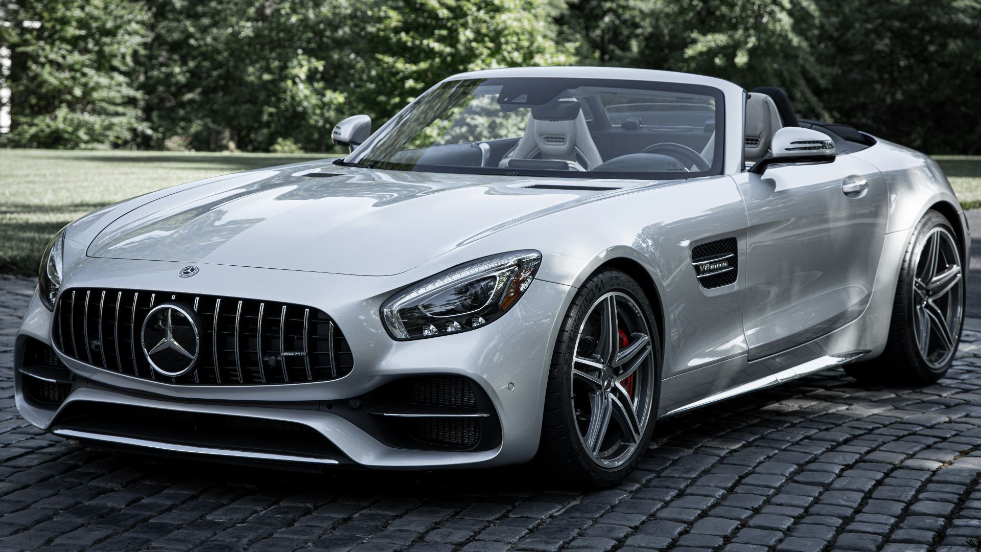 9. Mercedes-Benz SL Roadster (R107)