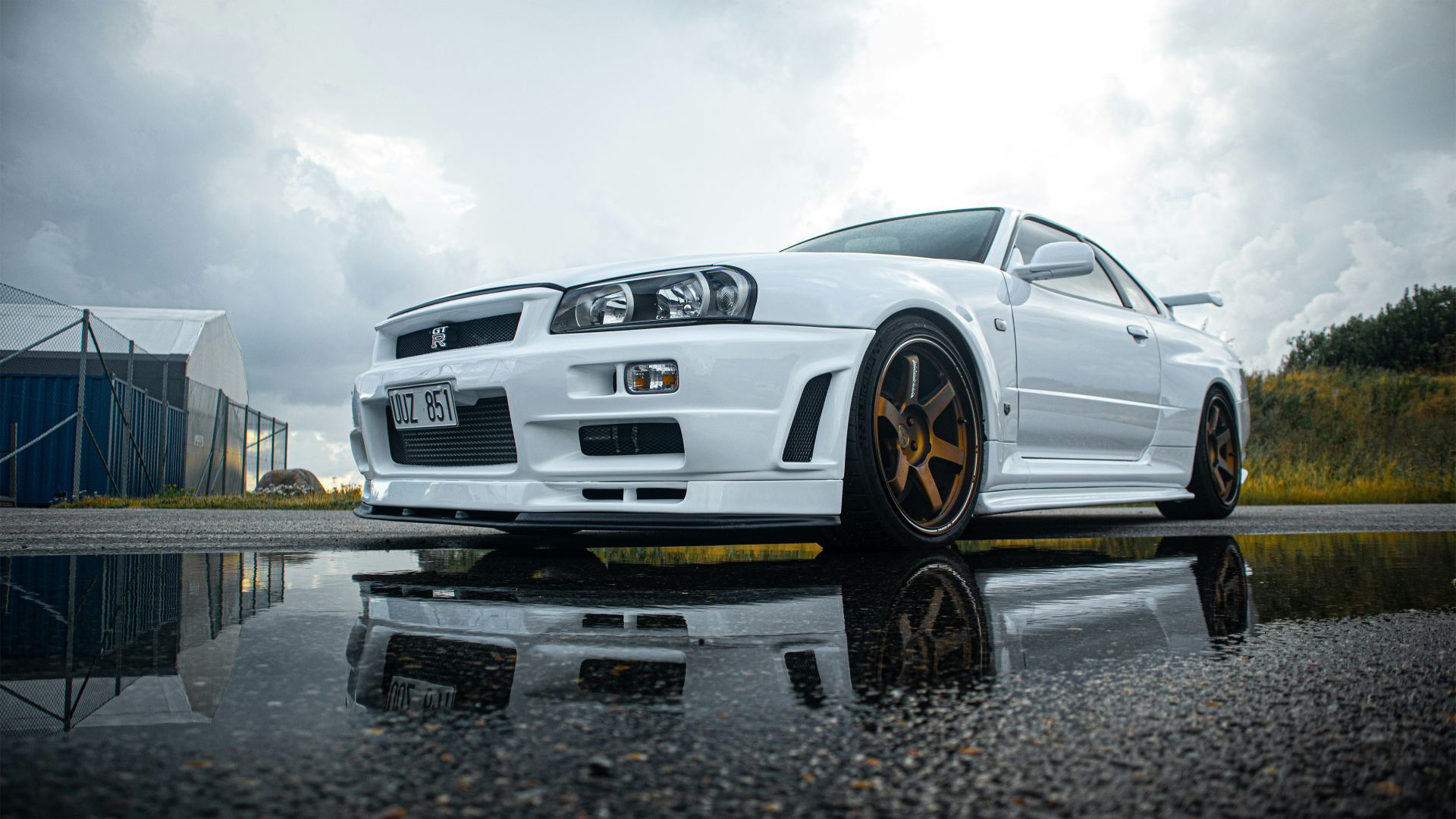 8. Nissan Skyline GT-R (R34)