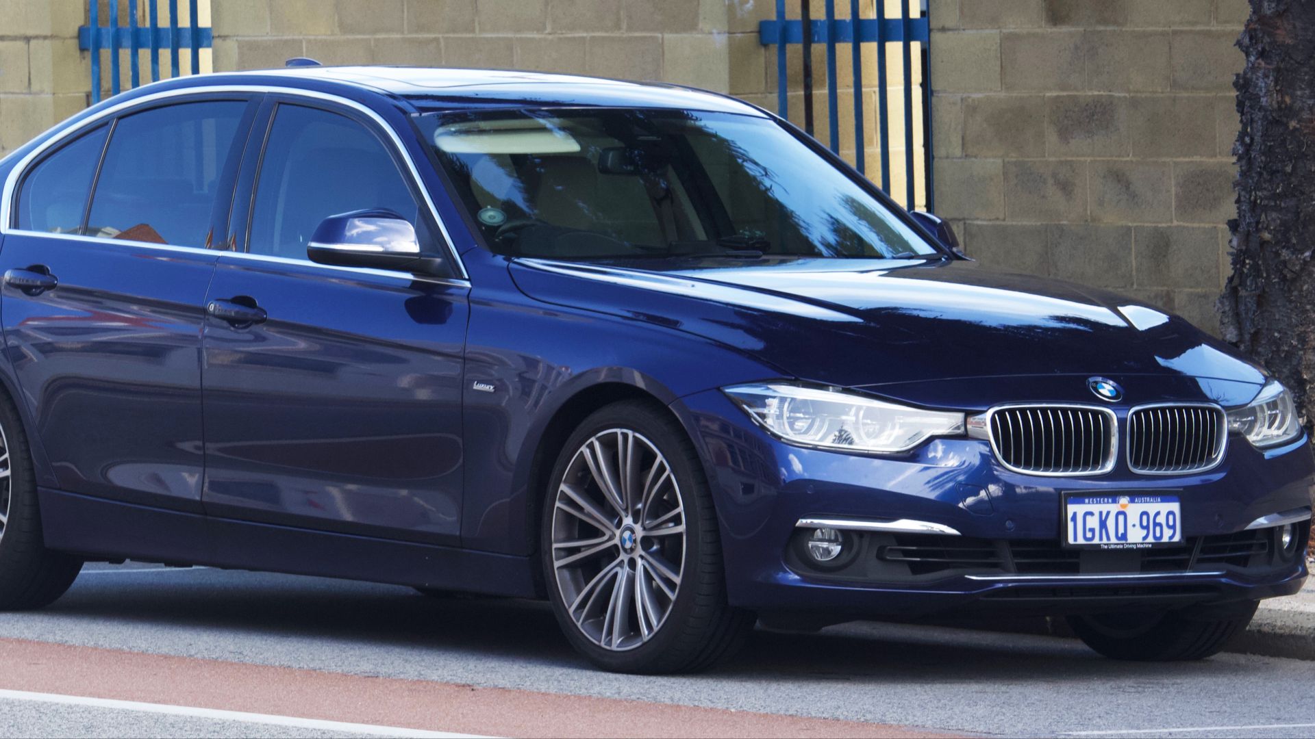 5. BMW F30 340i