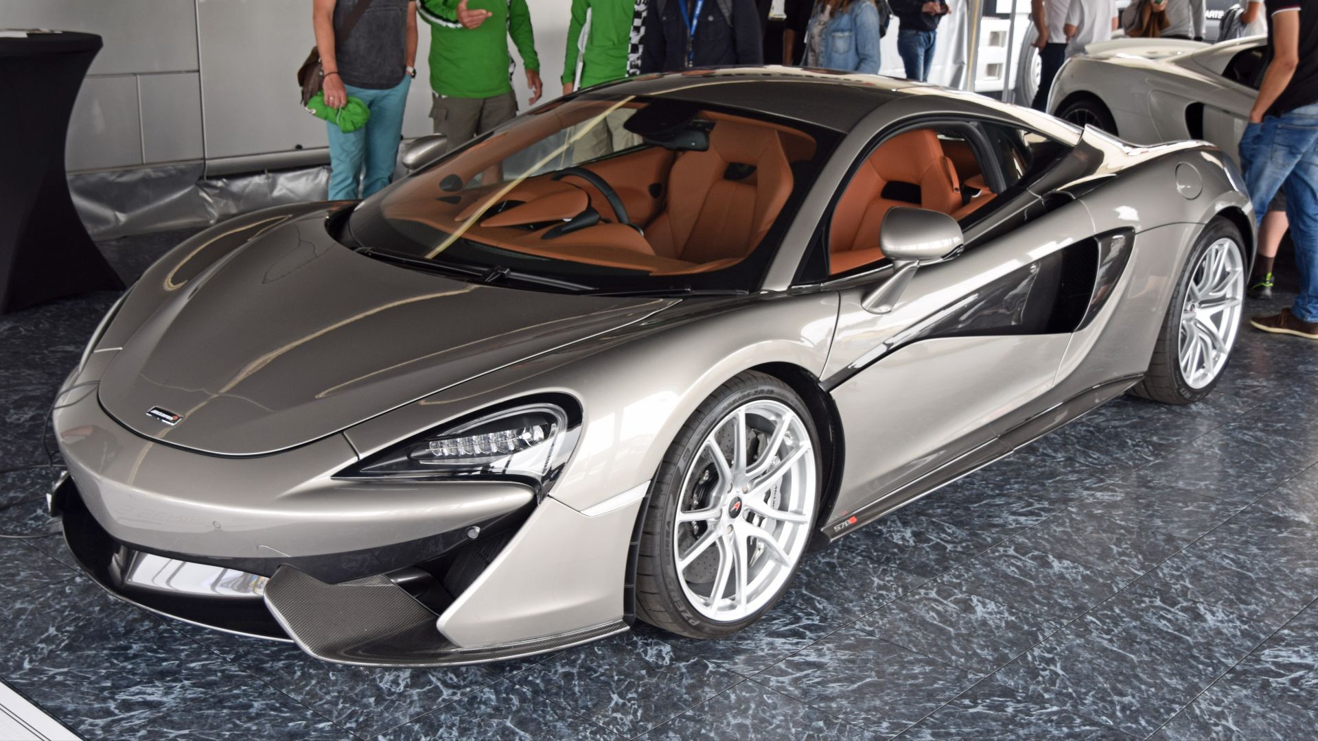 5. McLaren 570S