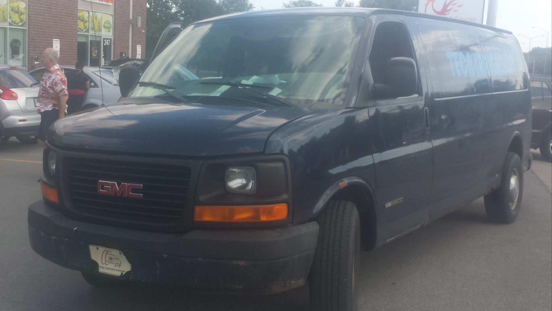9. GMC Savana 2500 2018