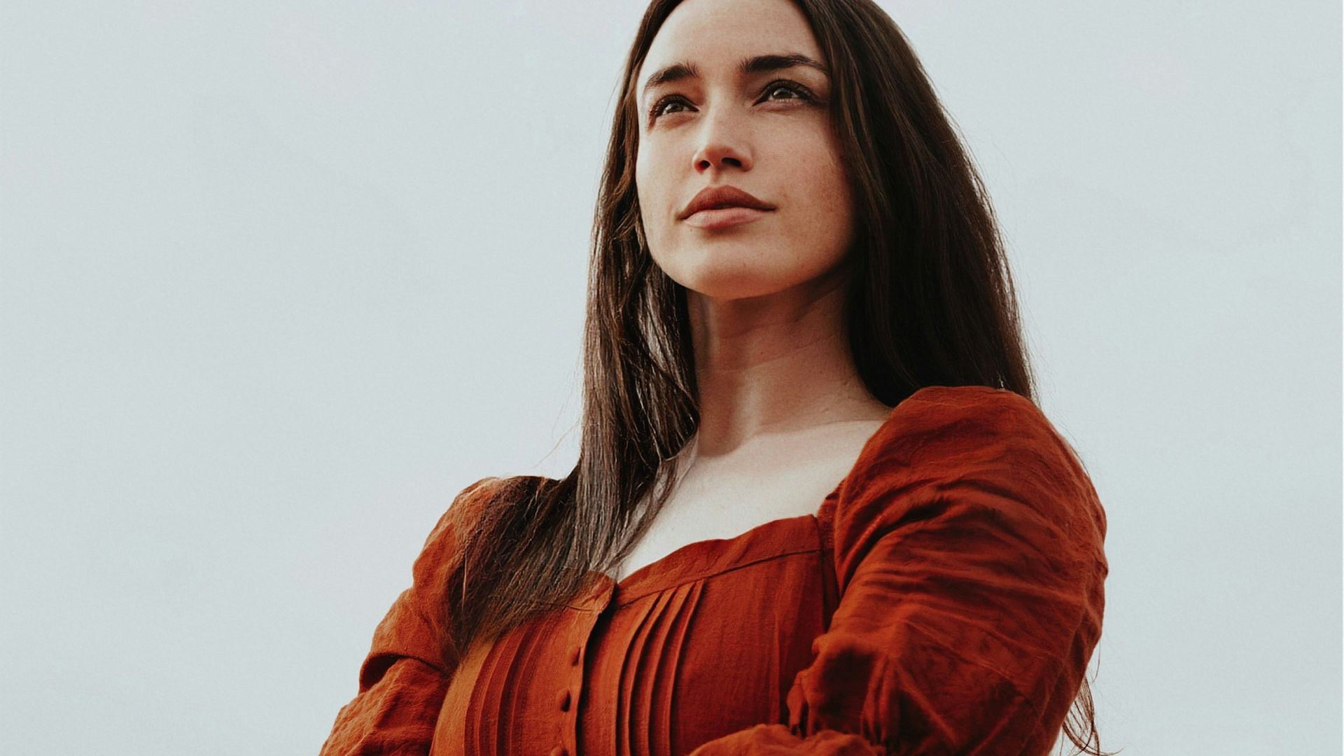6. La robe orange brûlé