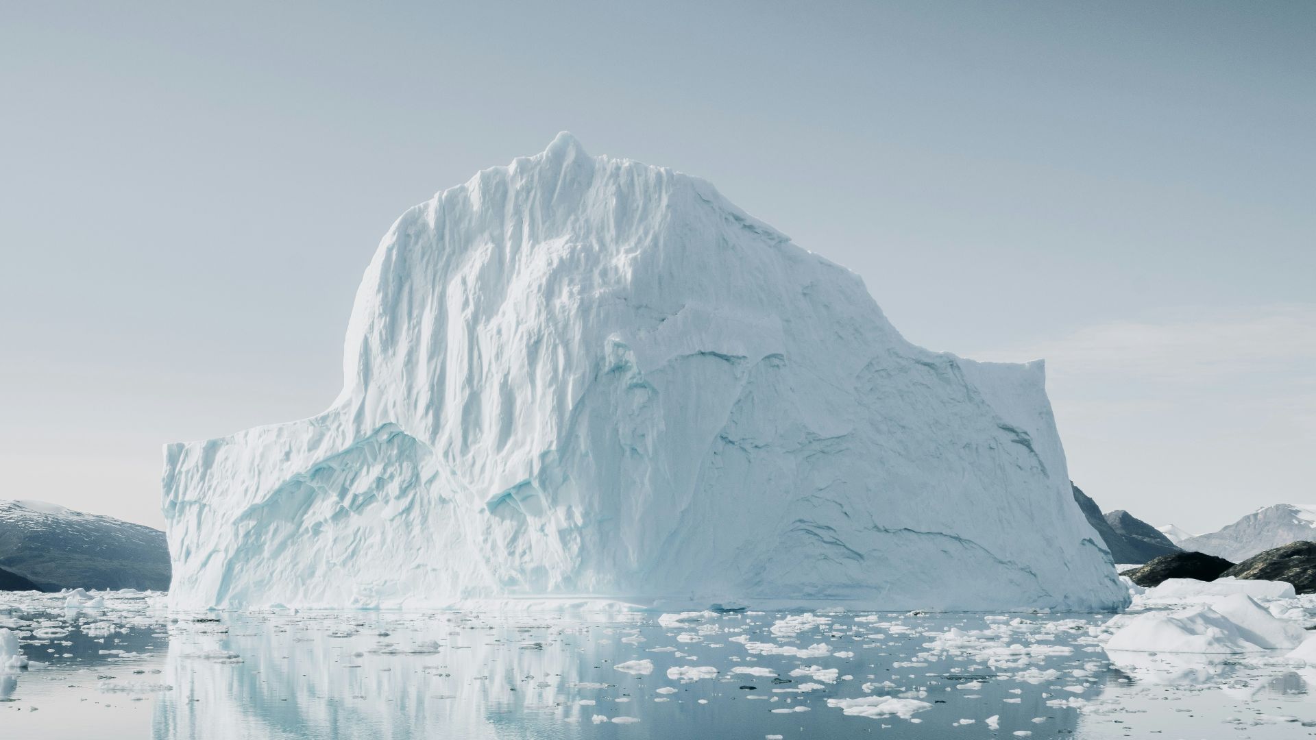 3. L'iceberg a causé une brèche dans la coque