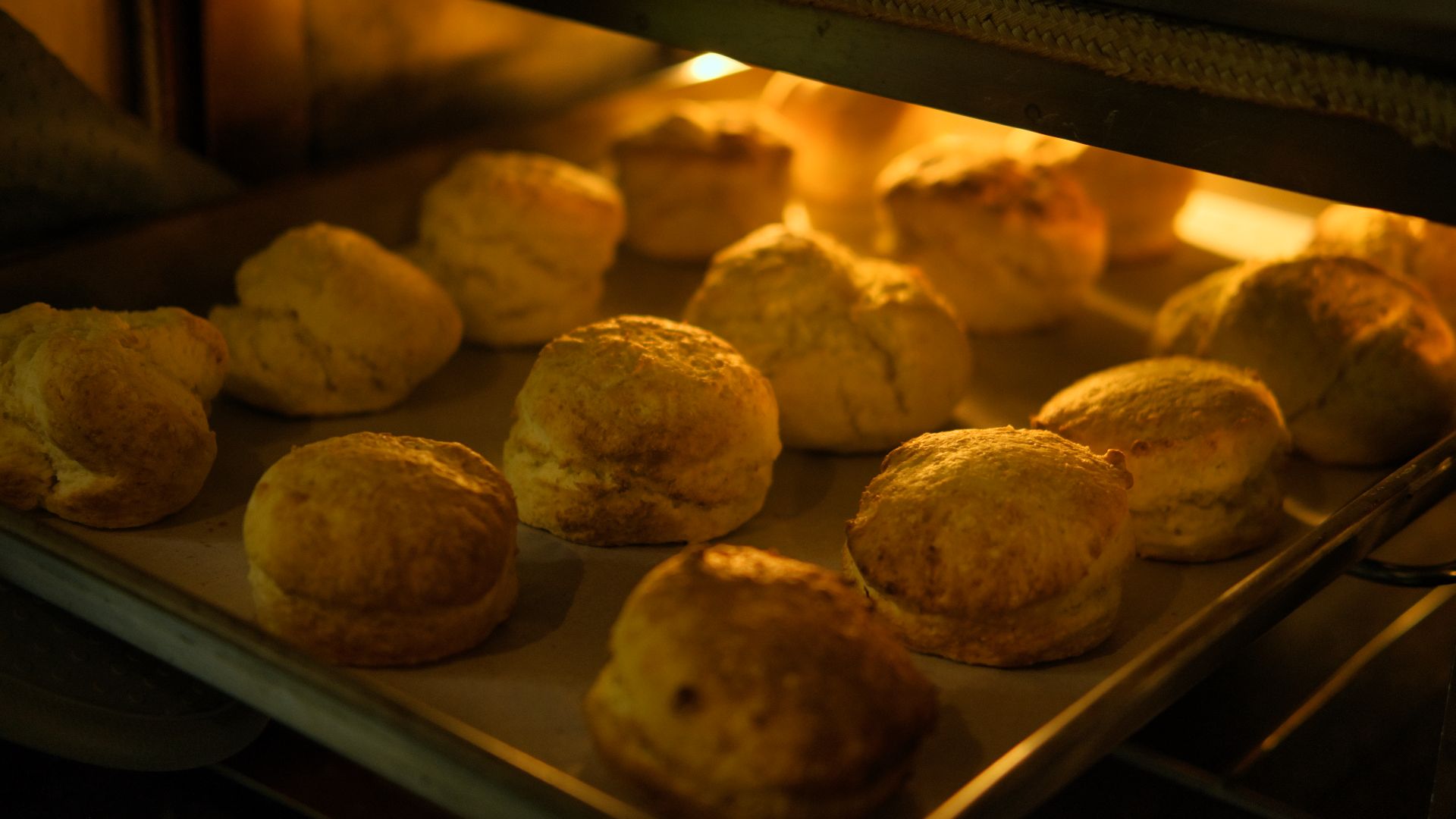 20. Biscuits et sauce du Sud