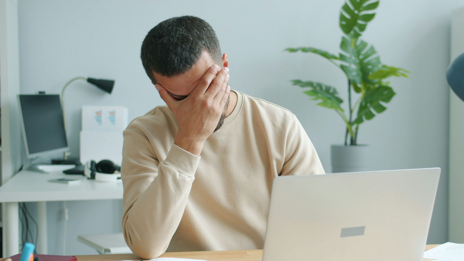 2. Les augmentations de salaire ne sont « jamais prévues au budget »