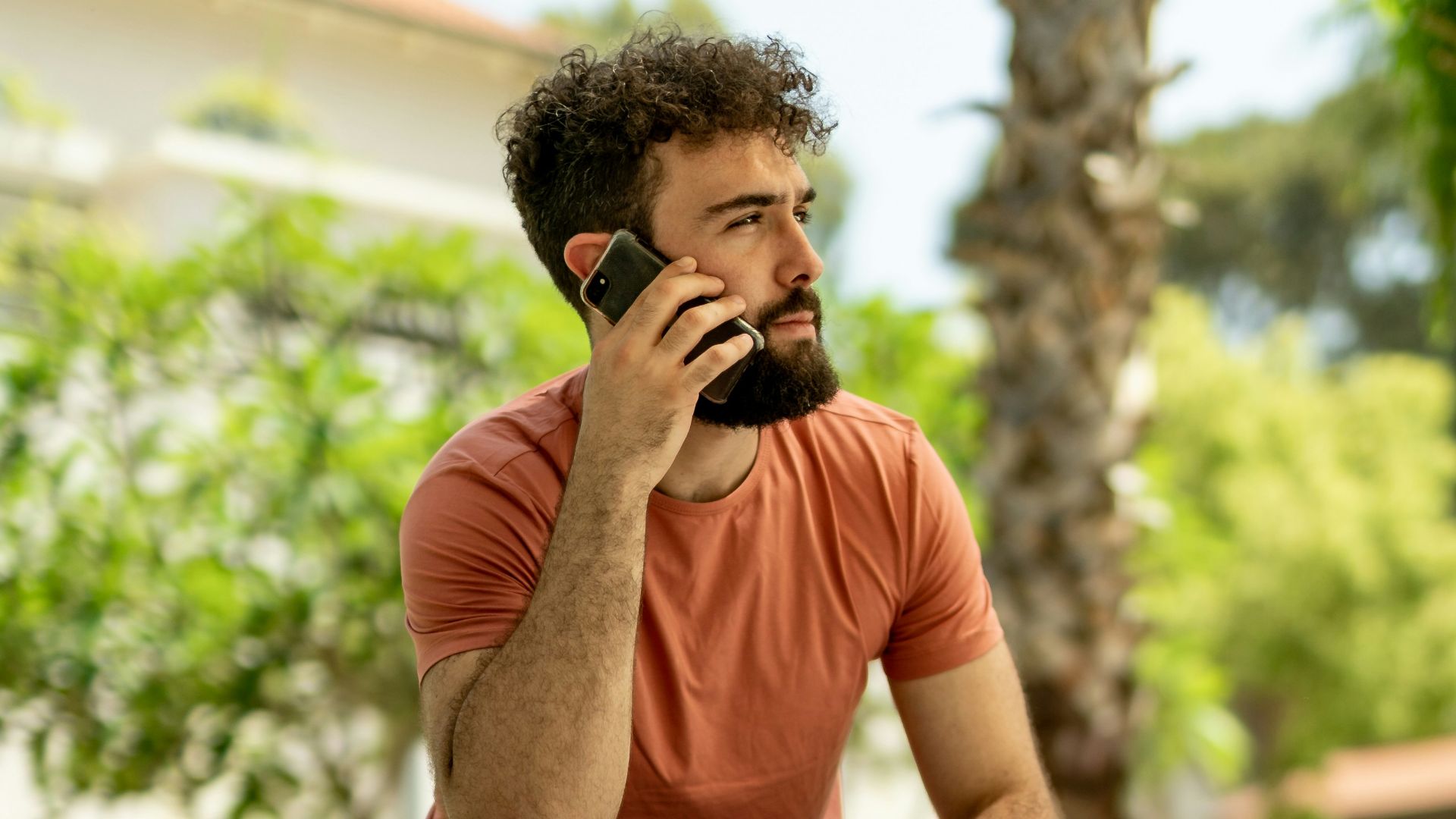 13. Vous les contactez pour des broutilles