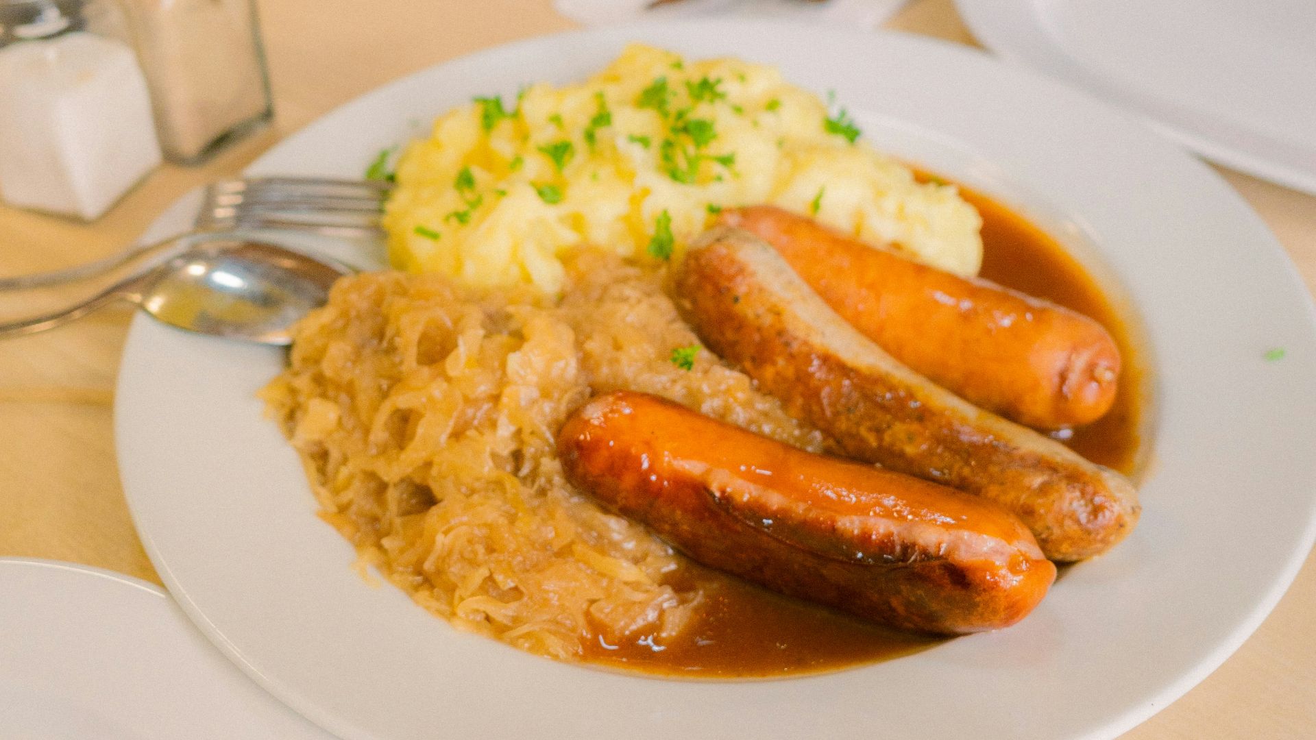 19. Saucisses et choucroute