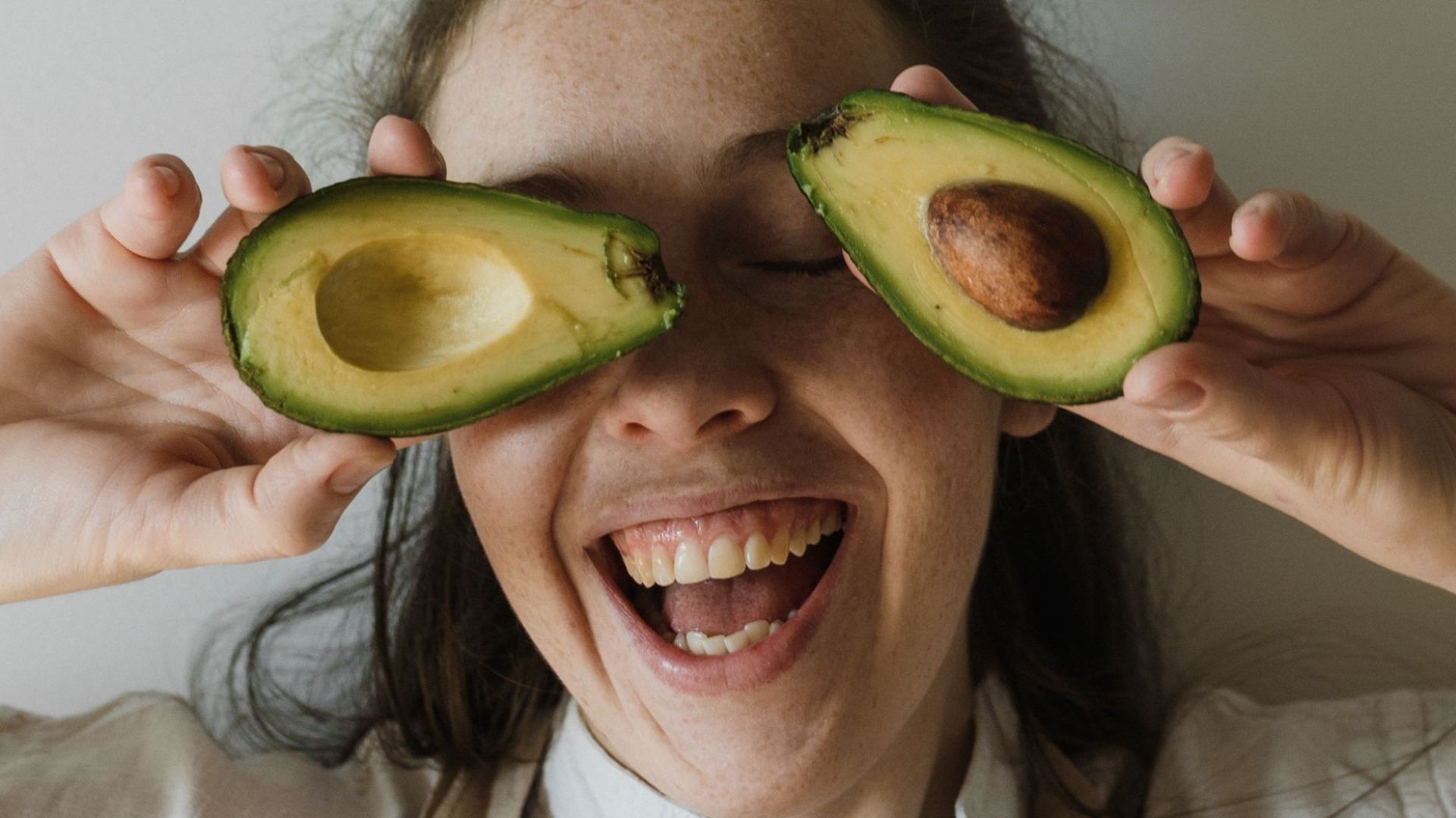 10 signes qui montrent que votre alimentation manque de graisses saines et 10 aliments à ajouter à votre régime