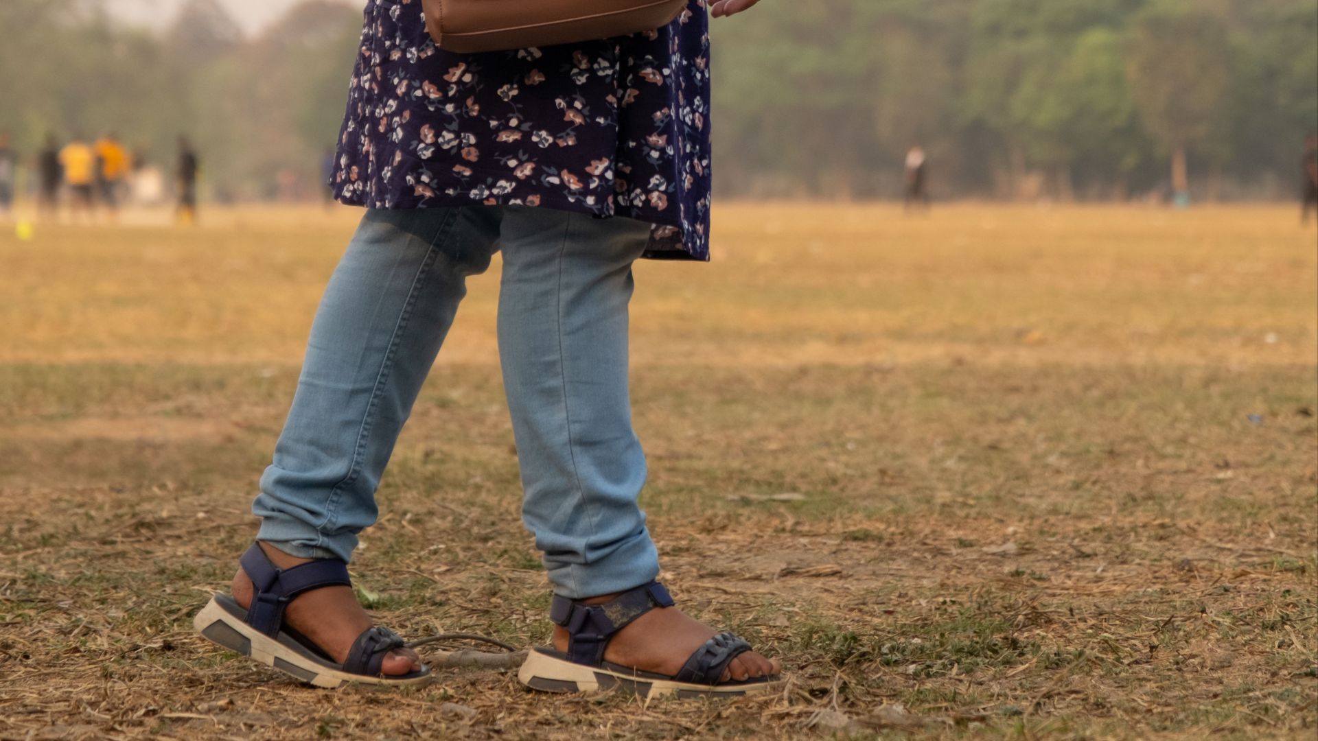 2. Des robes par-dessus un jean