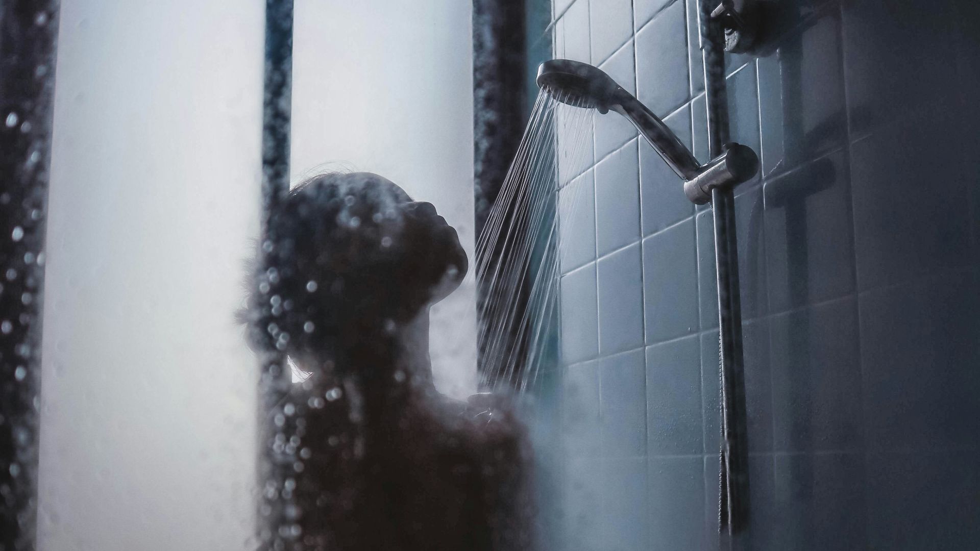 20. Prendre une douche chaude avant d'aller se coucher