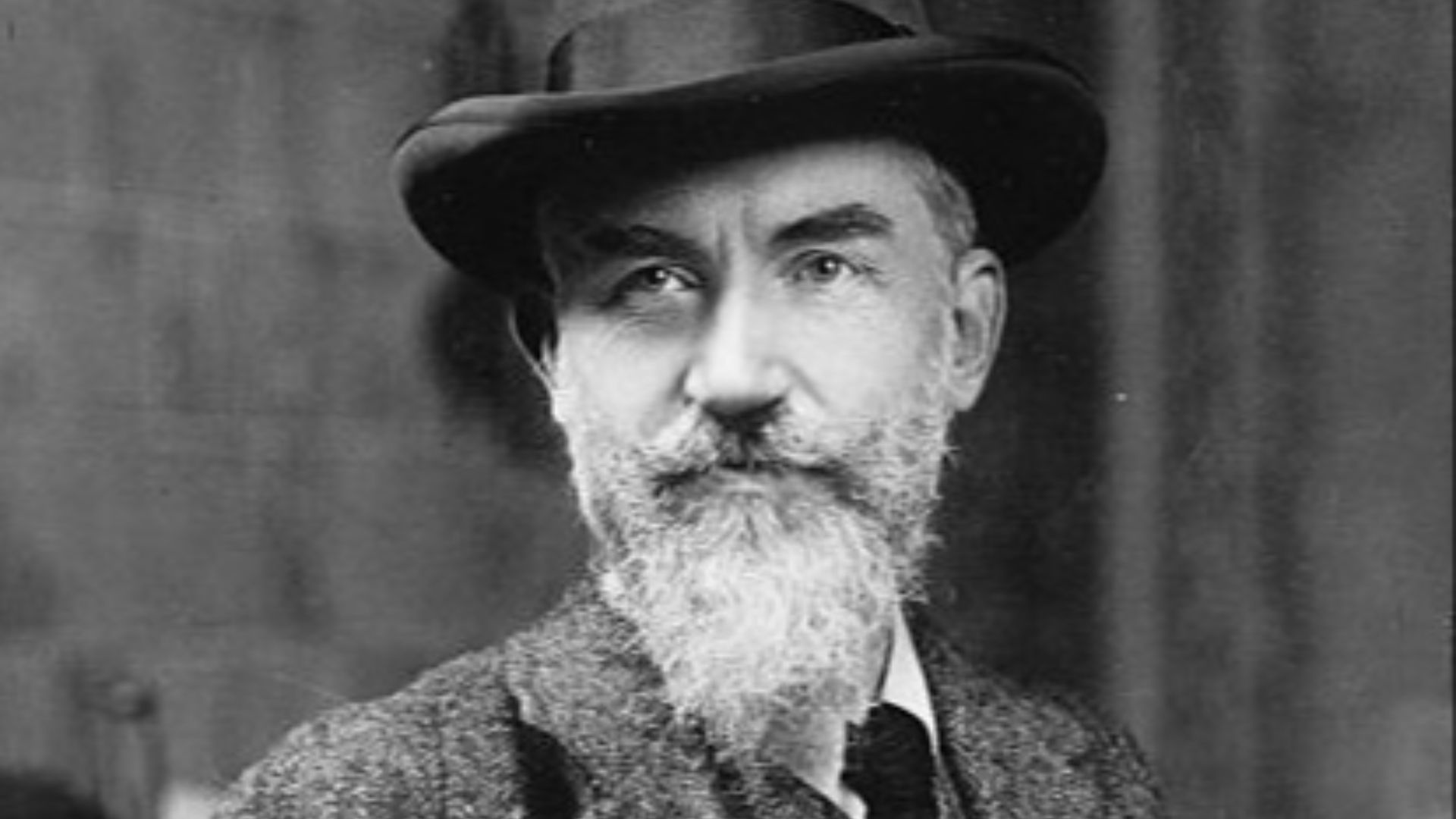 14. L'habitude de George Bernard Shaw d'envoyer des cartes postales