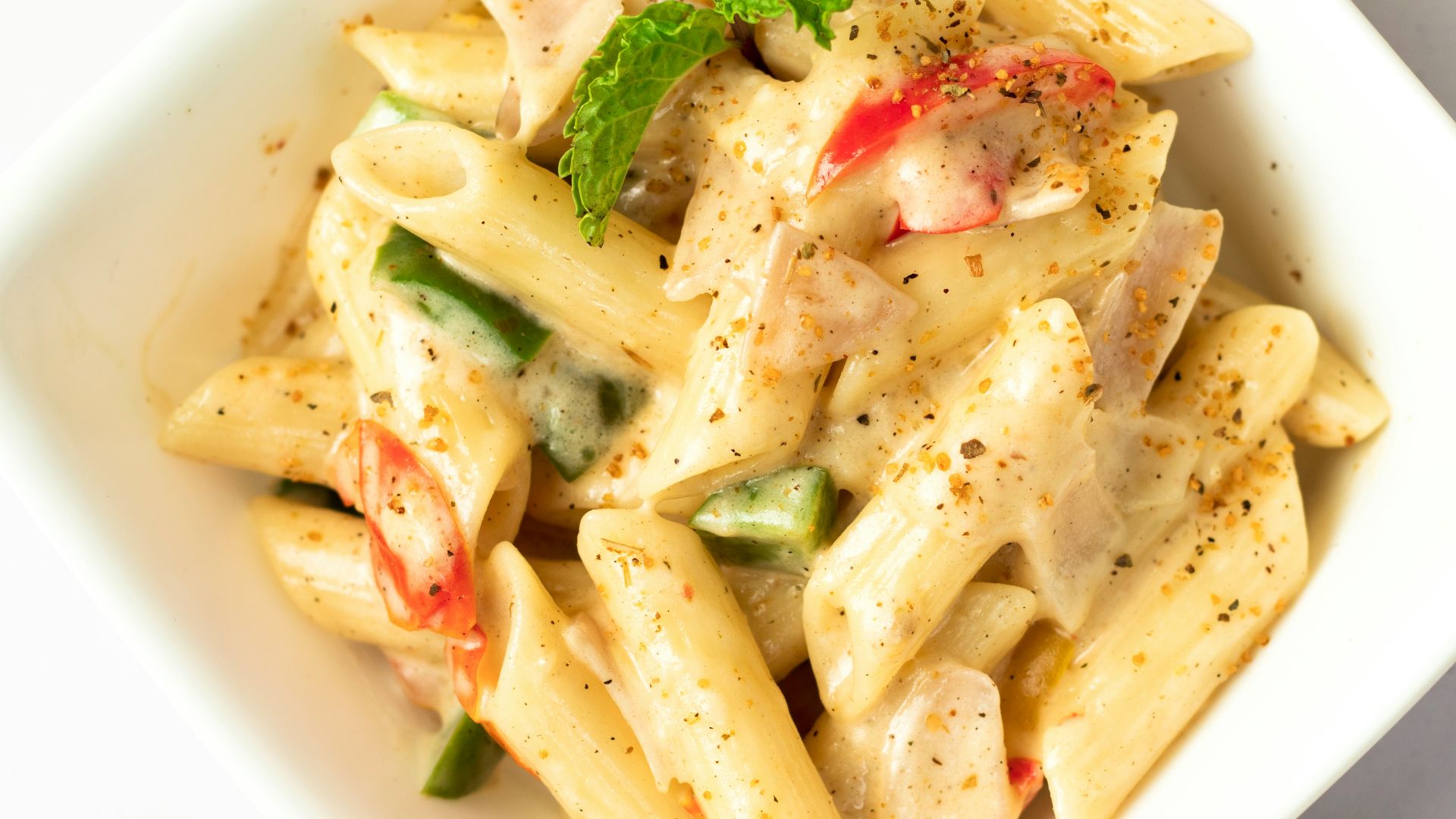 16. Salade de pâtes crémeuse