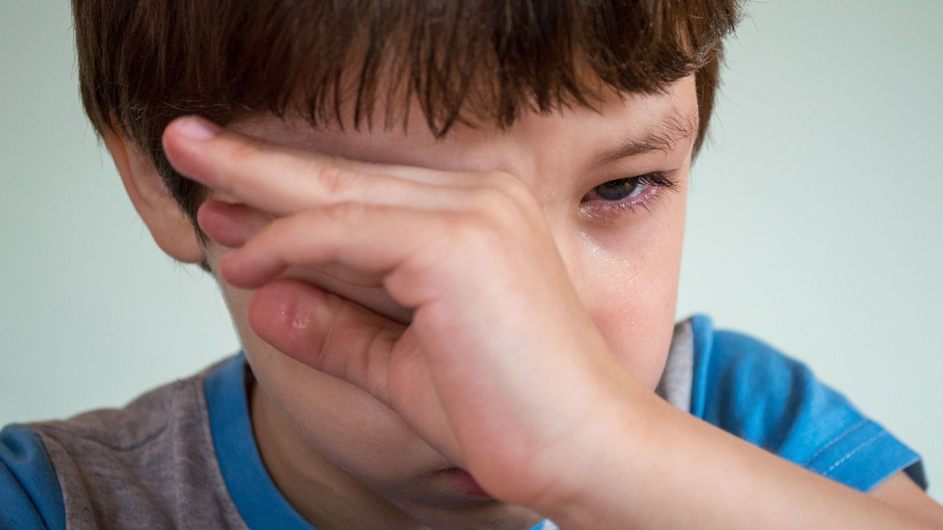 2. Les précipiter à travers les larmes