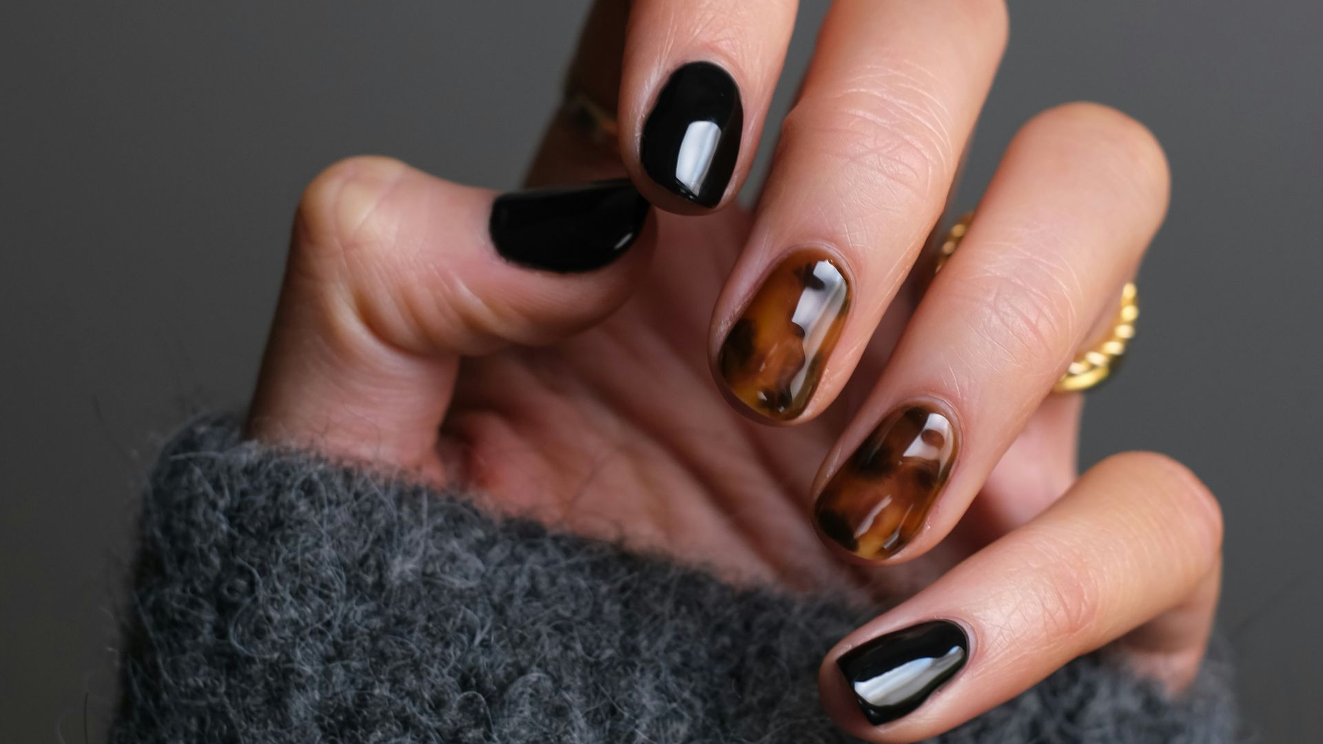 2. Noir mat