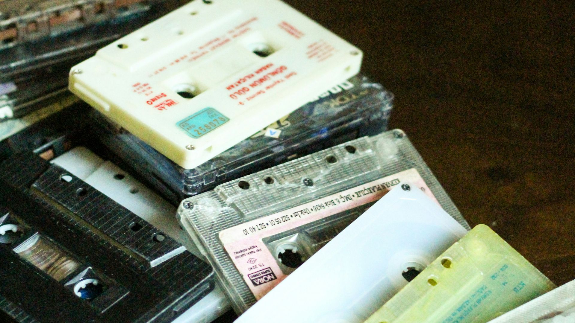 11. Cassettes audio