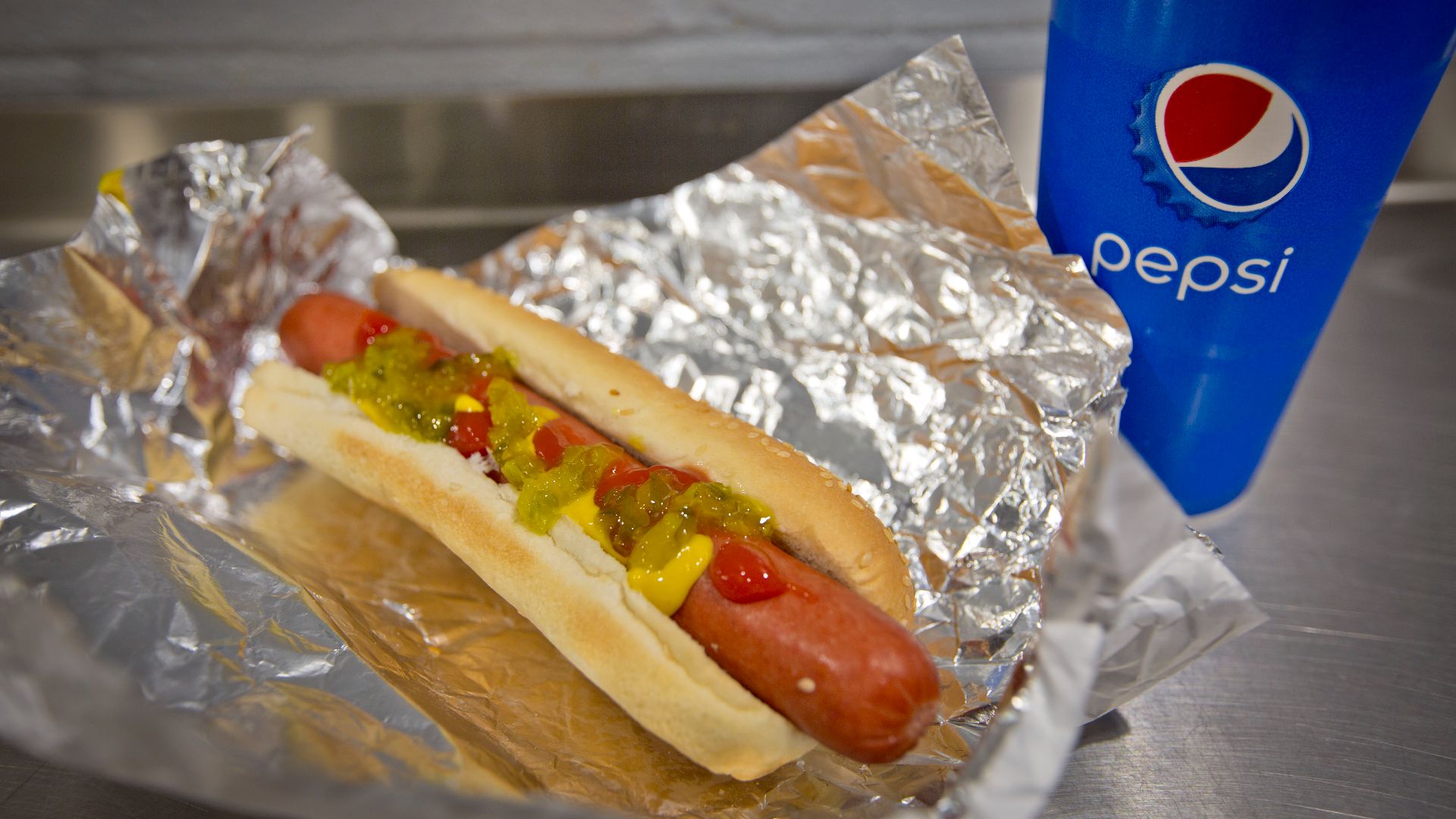 1. Menu hot-dog et soda chez Costco