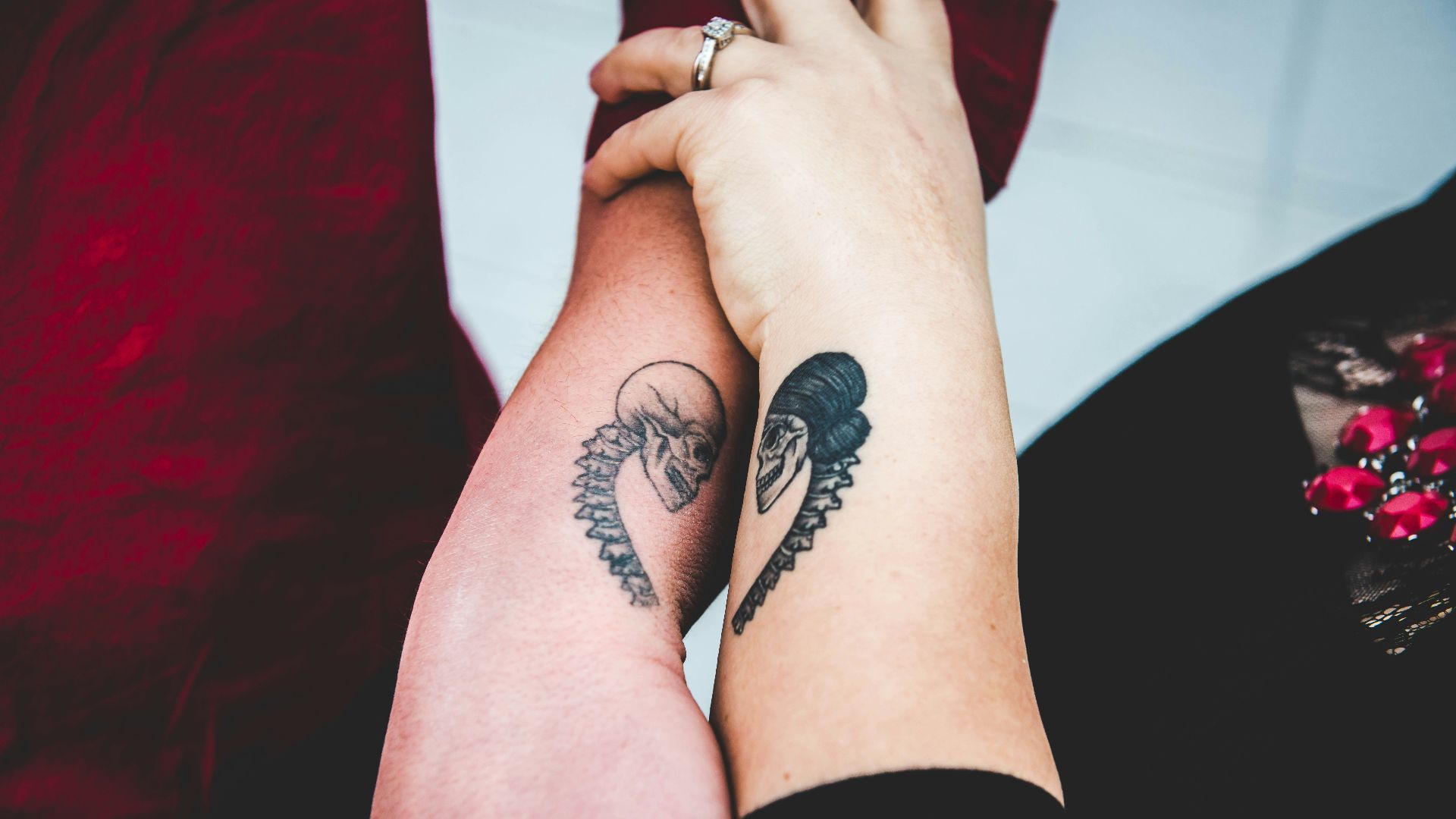 12. Le tatouage de couple assorti
