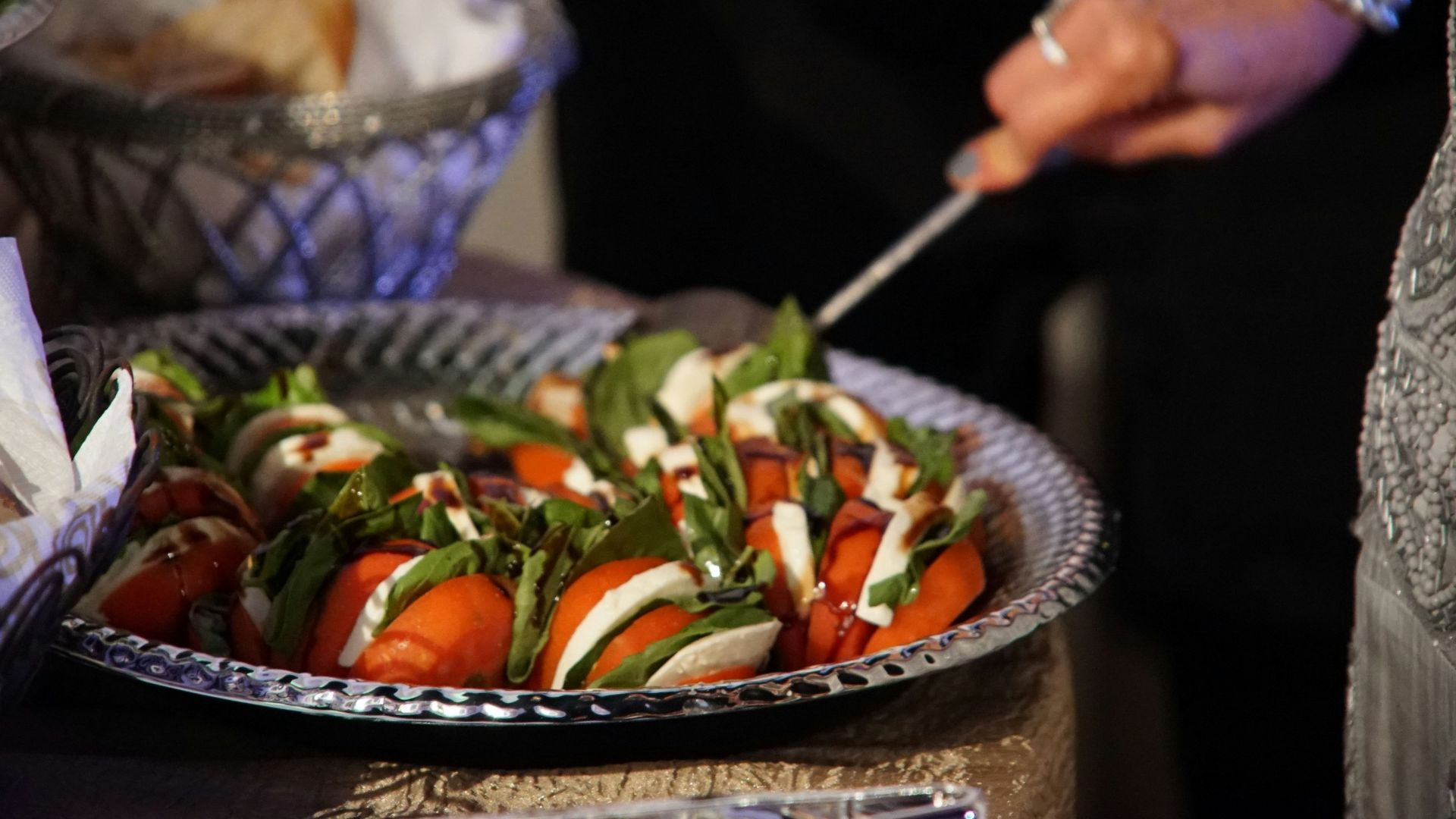 3. Brochettes caprese