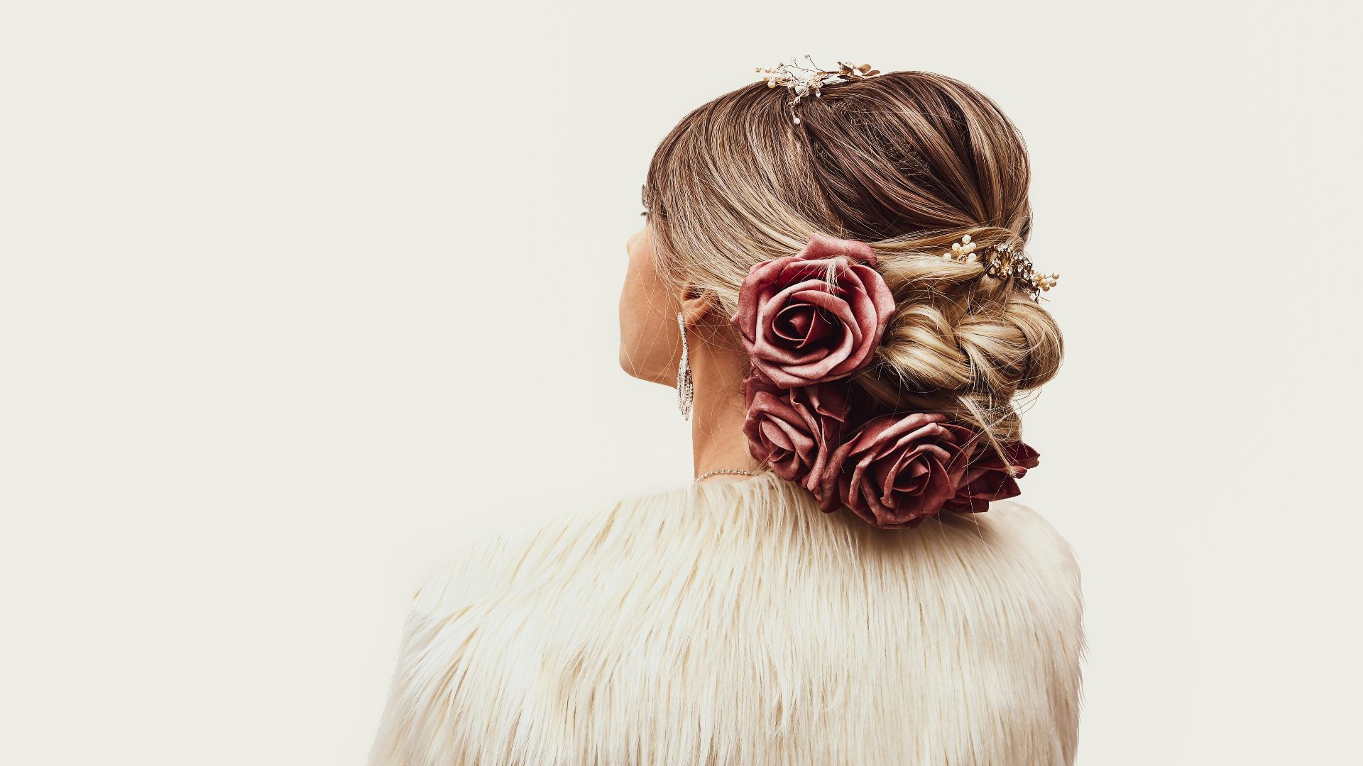 20 tenues de mariage qui rendent super bien en photo, mais qui sont un vrai cauchemar au quotidien