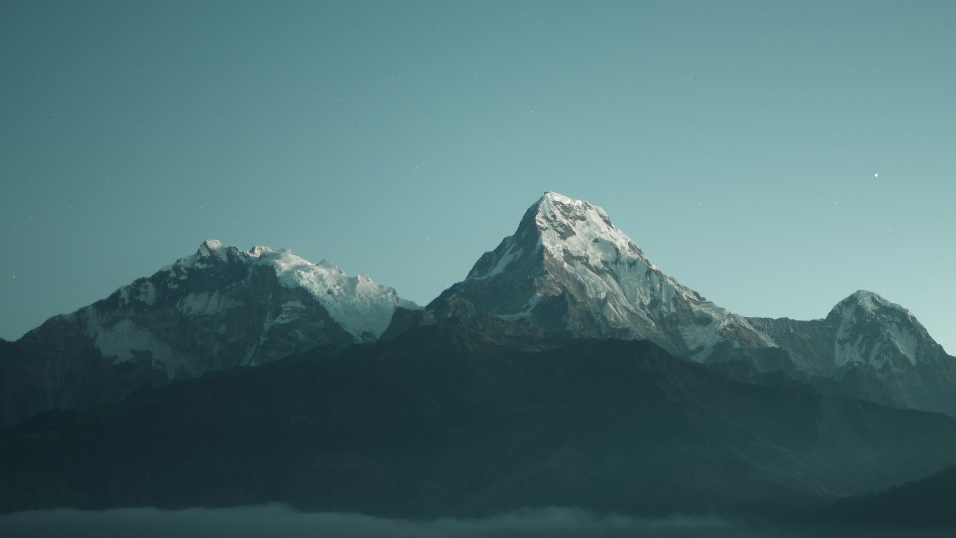 6. Chaînes de montagnes aux contours fins