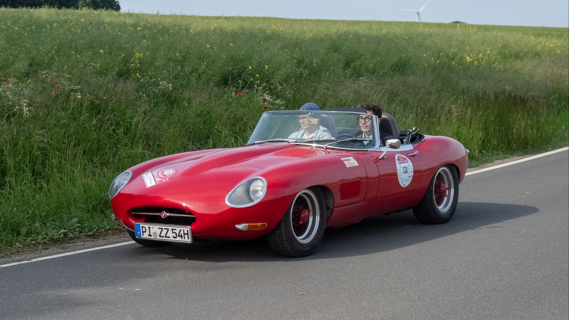 9. Jaguar Type E