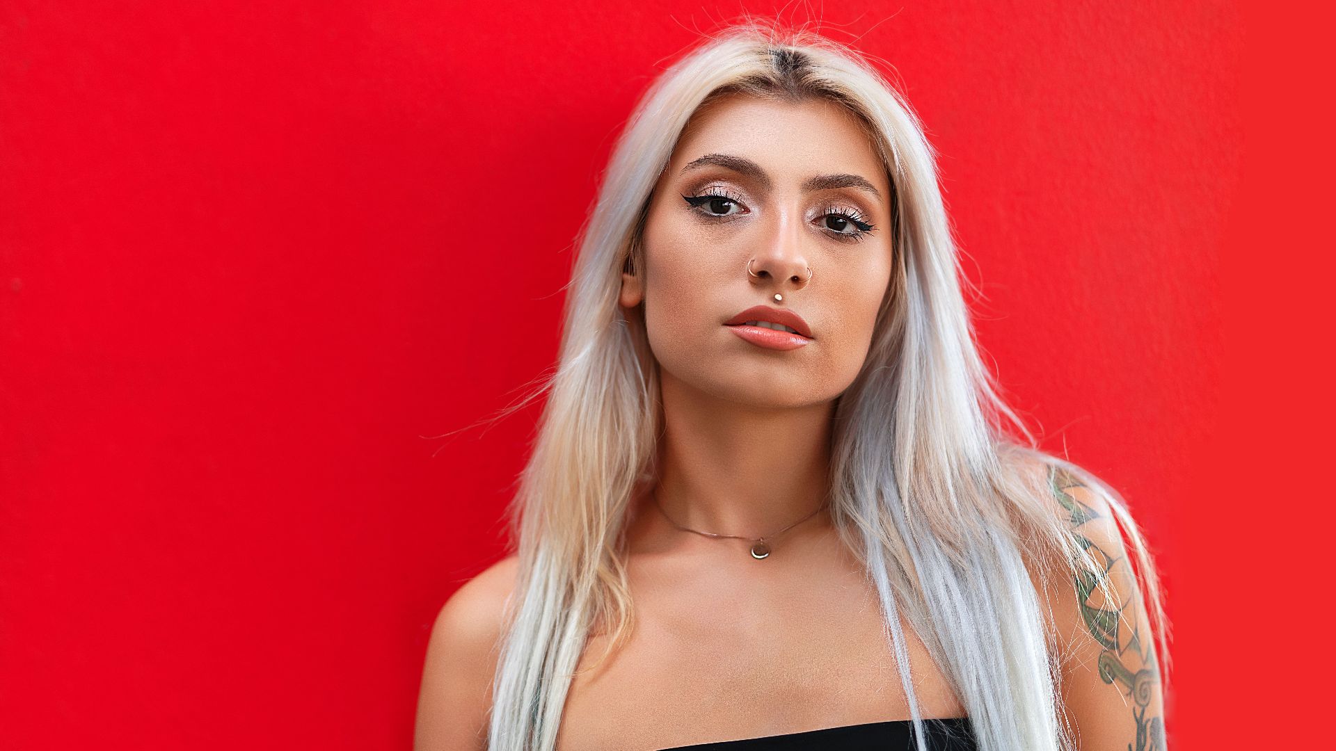 4. Cheveux blond platine