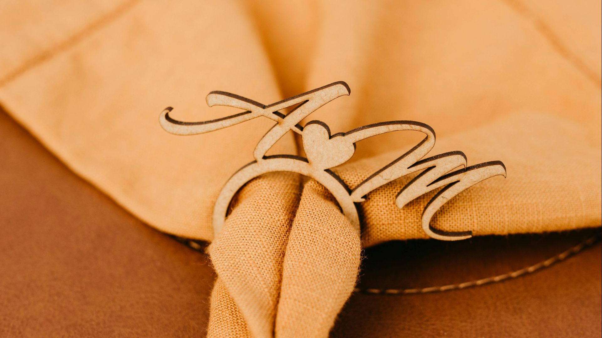 5. Détails du monogramme
