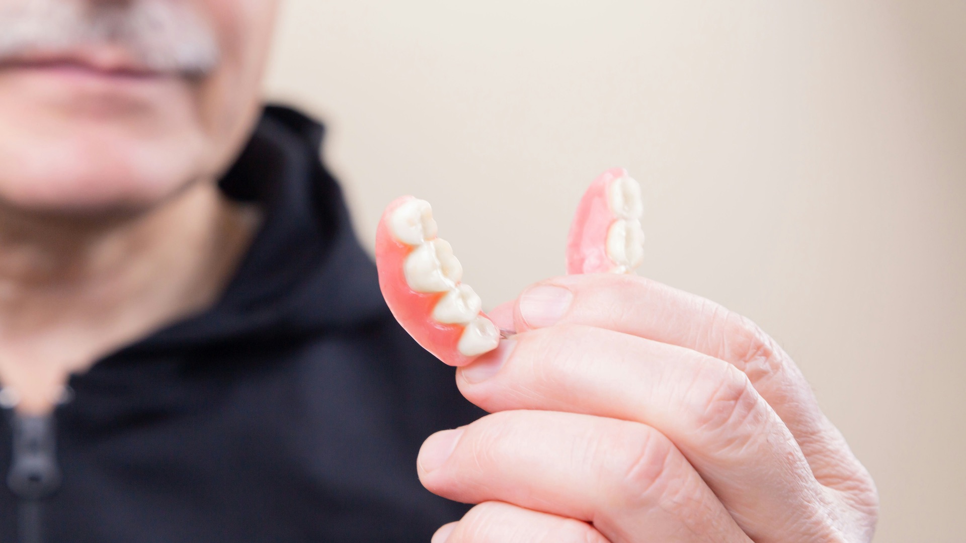 7. Nettoyer correctement les appareils dentaires